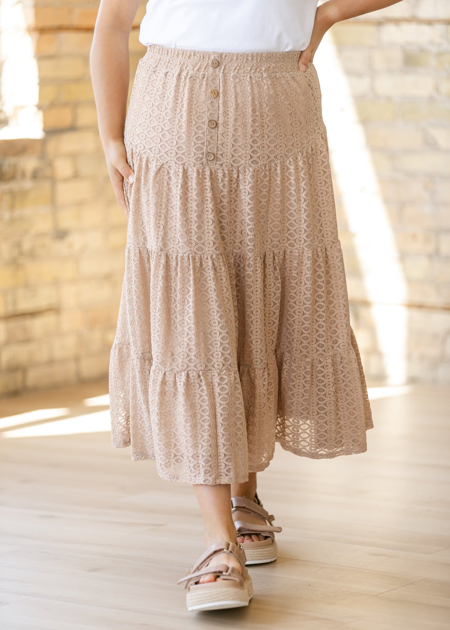 Button Detailed Tiered Lace Skirt FF Skirts