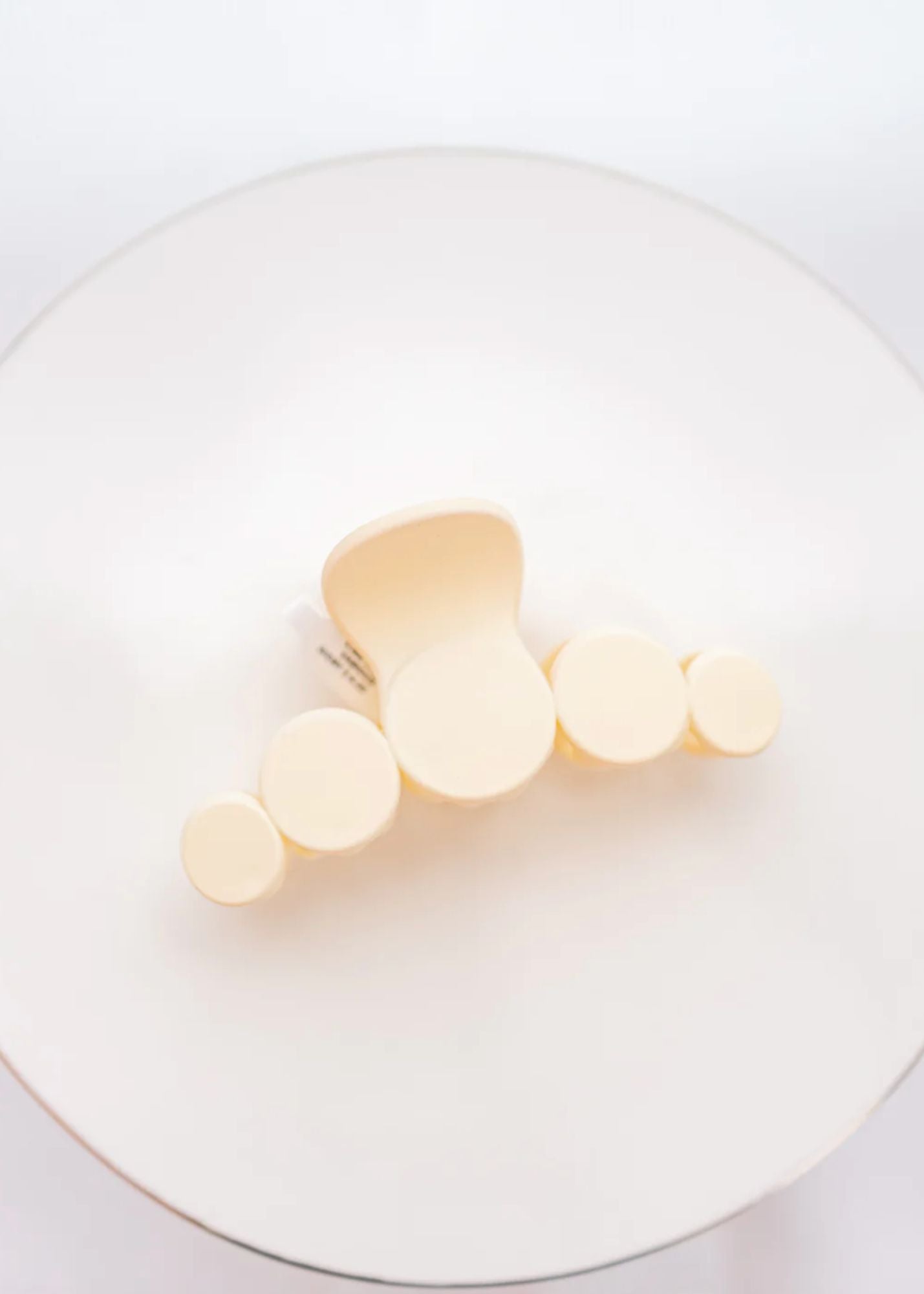 Circle Matte Hair Claw Clip Accessories Ivory
