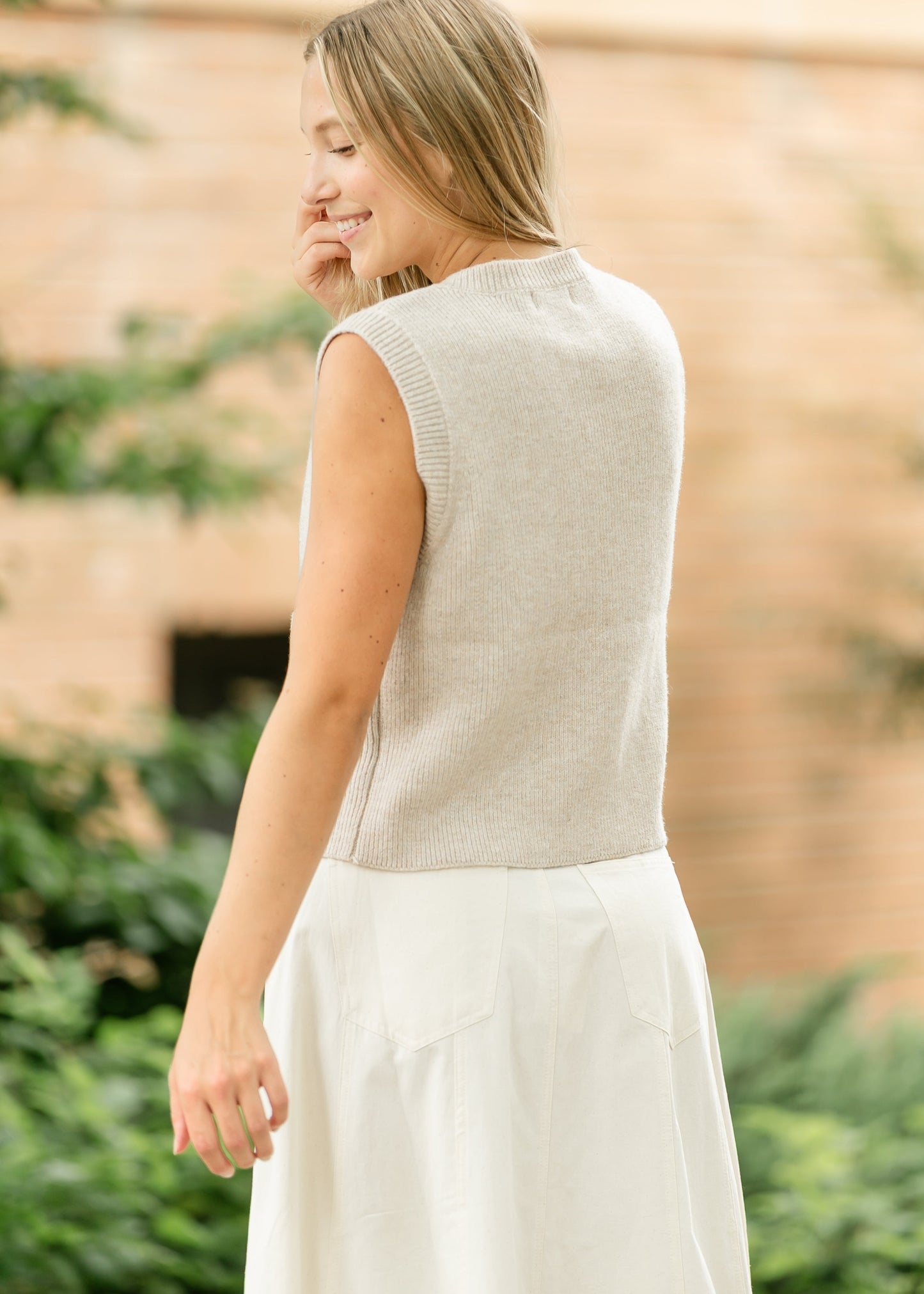 Classic Crewneck Button Up Sweater Vest FF Tops