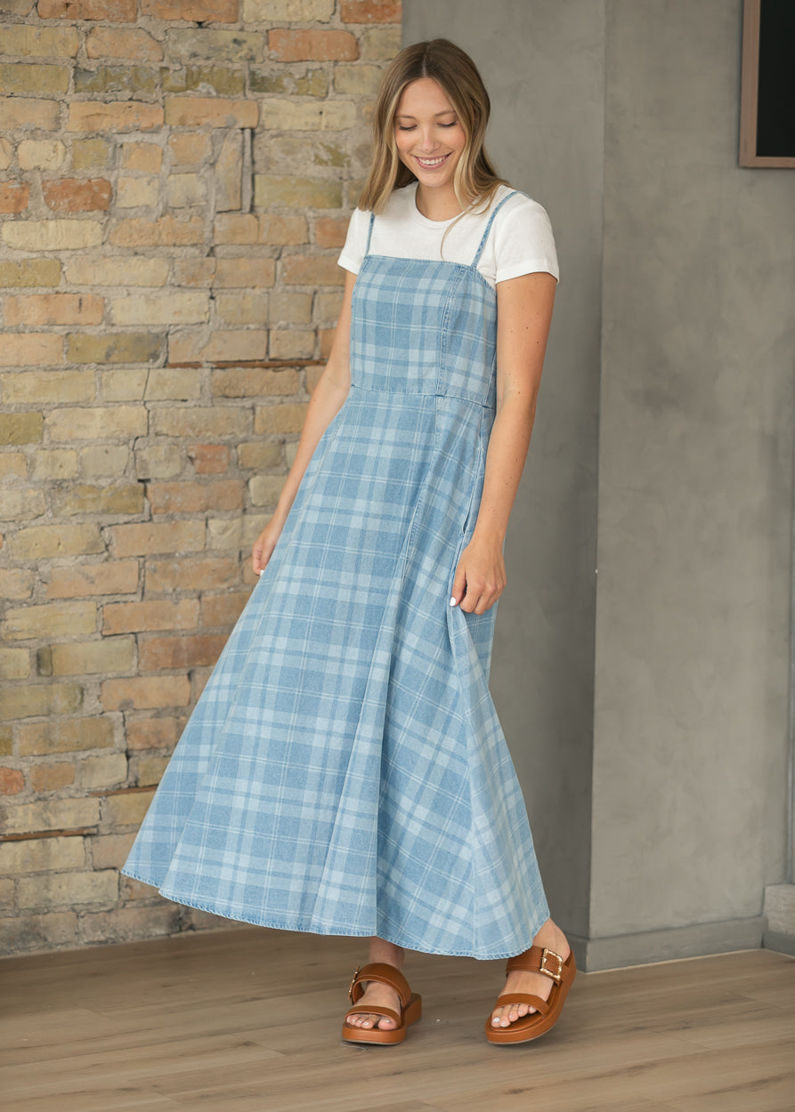Denim Plaid Sleeveless Maxi Dress, Medium