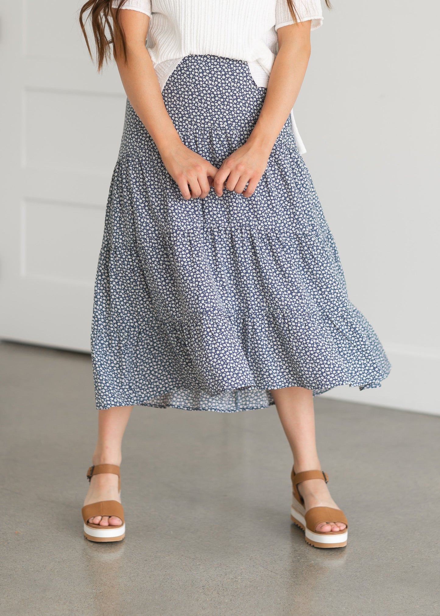 Ditsy Floral Side-Zip Tiered Midi Skirt Skirts