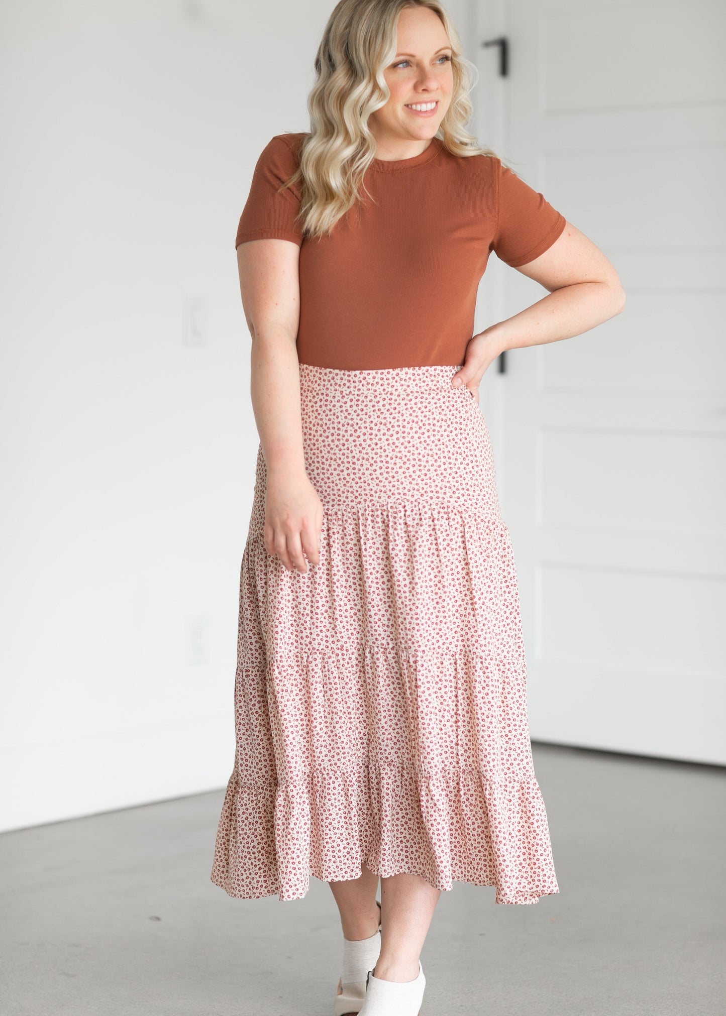 Ditsy Floral Side-Zip Tiered Midi Skirt Skirts Cream / S