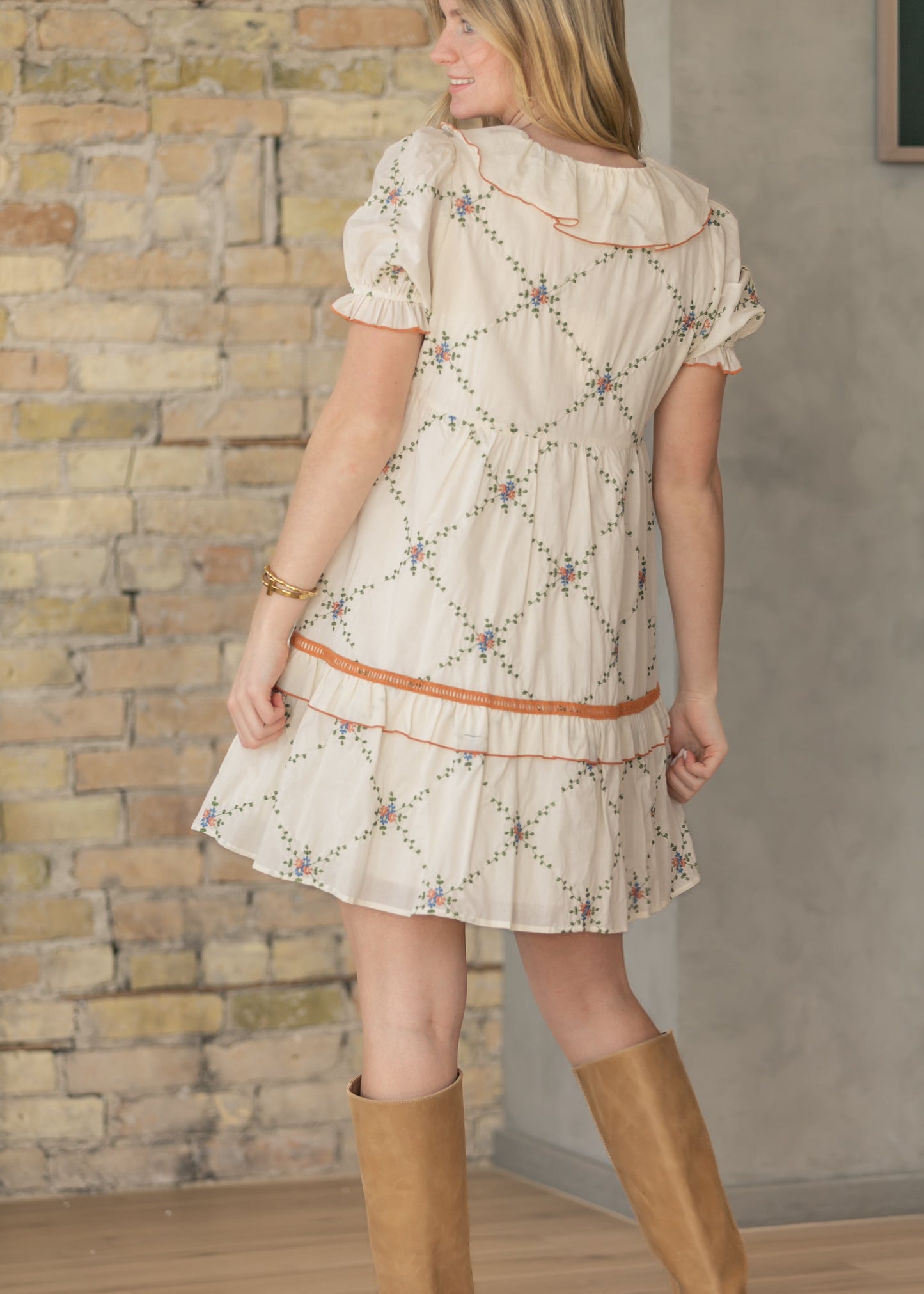 Embroidered Ruffle Collar Midi Dress FF Skirts