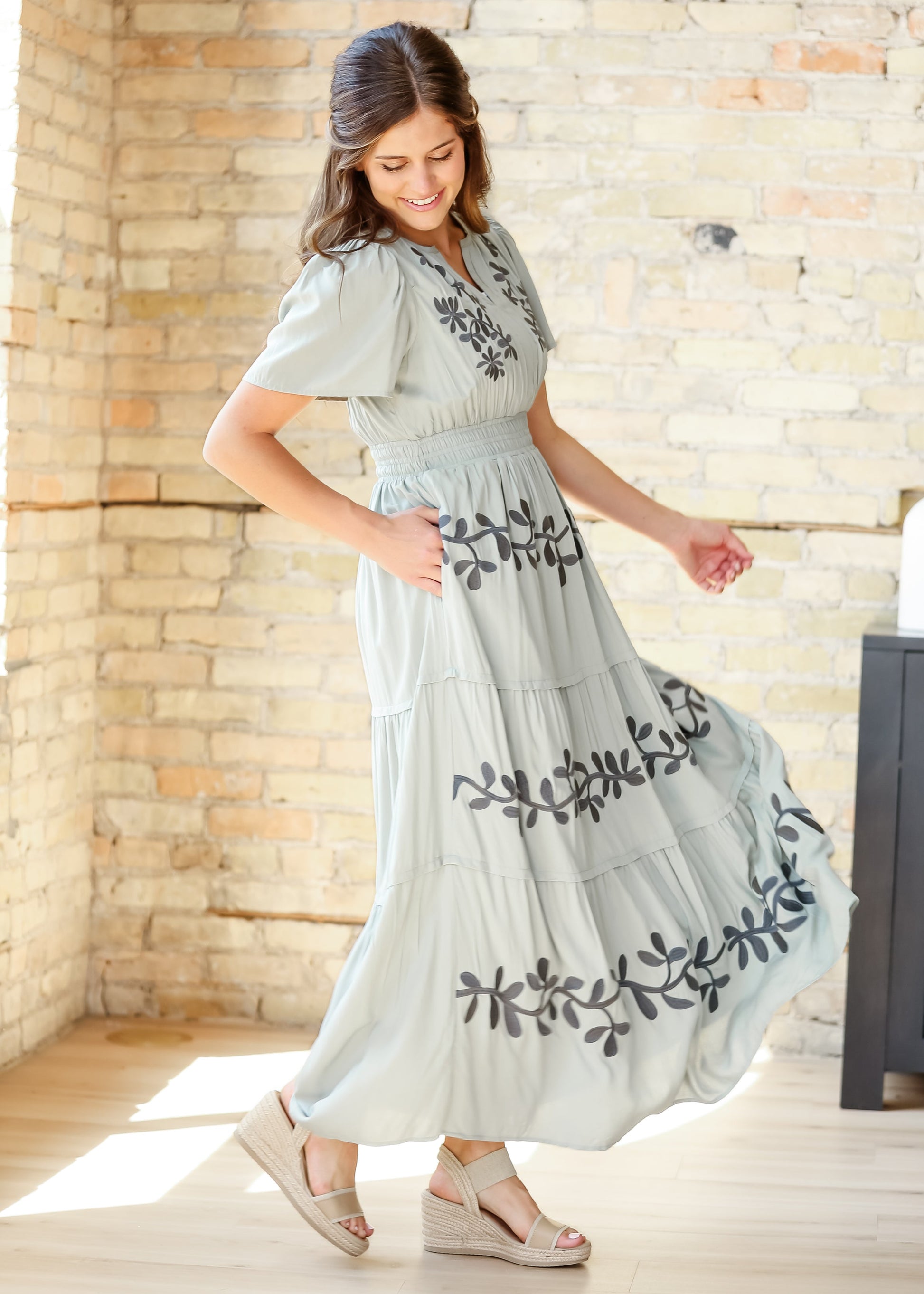 Embroidered Short Sleeve Maxi Dress FF Dresses