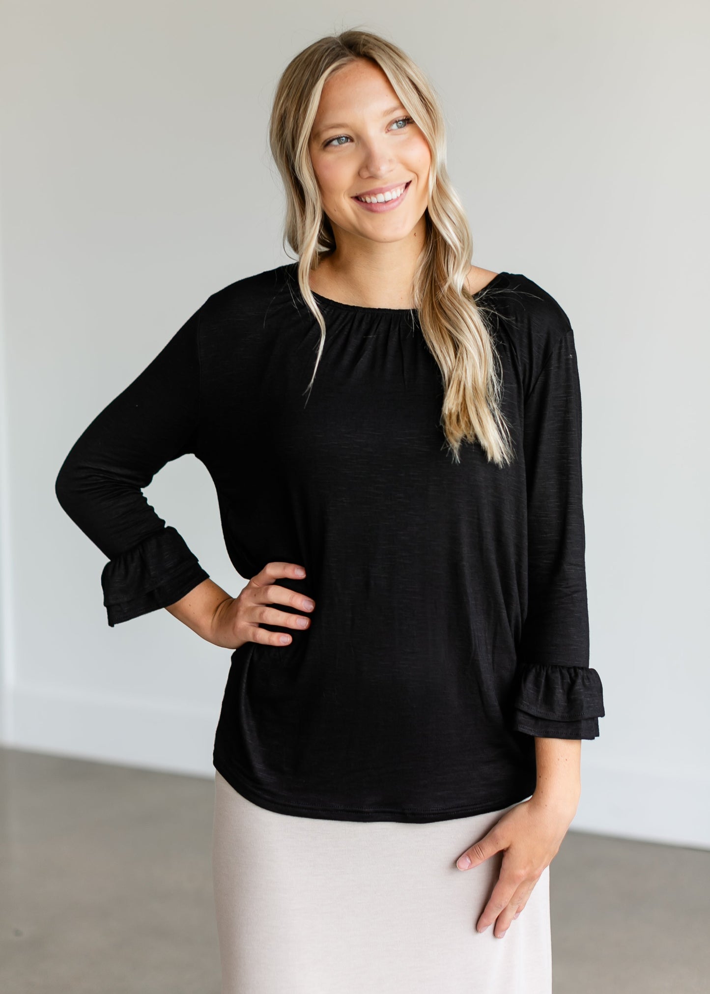Essential Pleated Ruffle Sleeve Top IC Tops