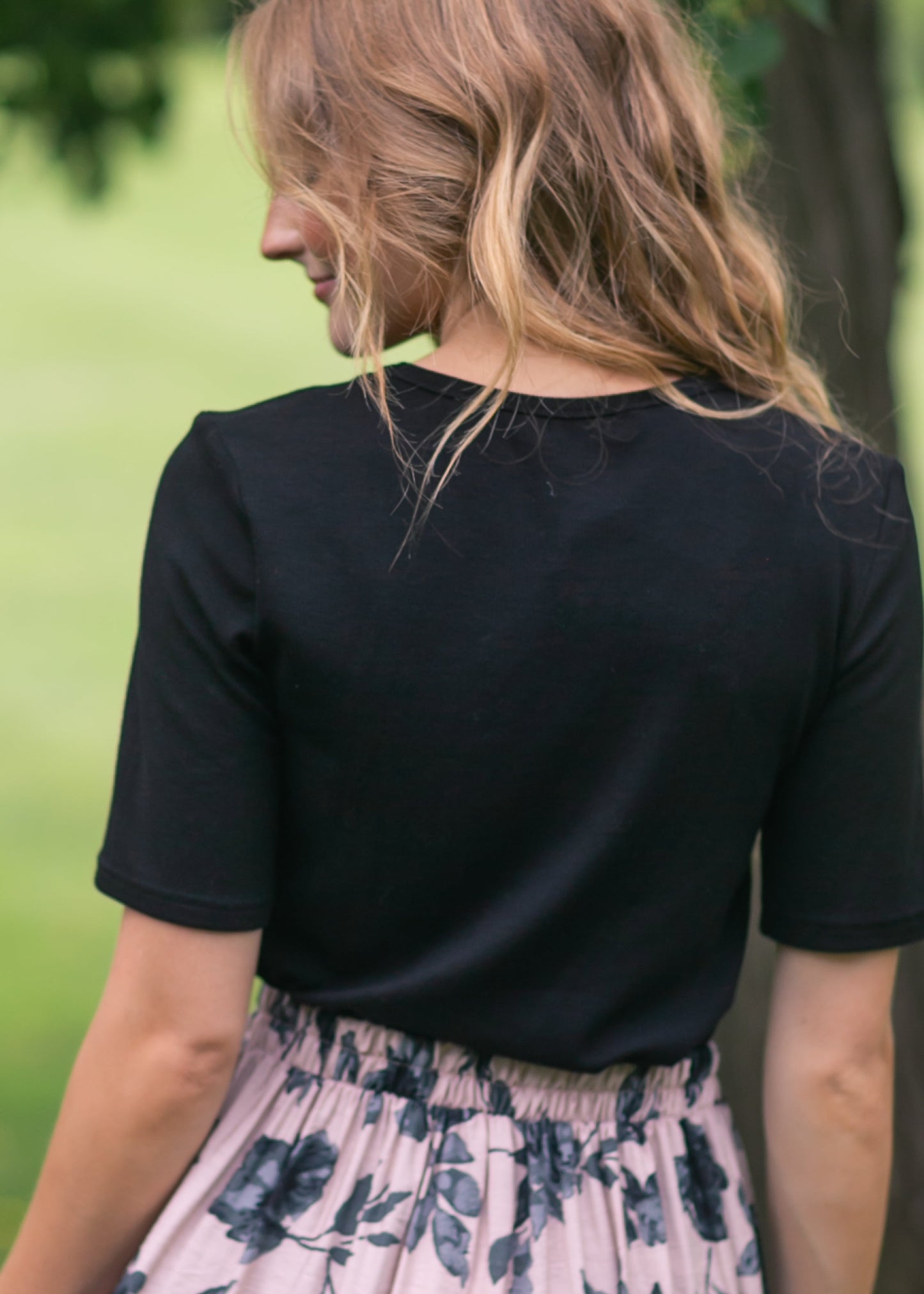 Essential Ribbed Half Sleeve Tee IC Tops