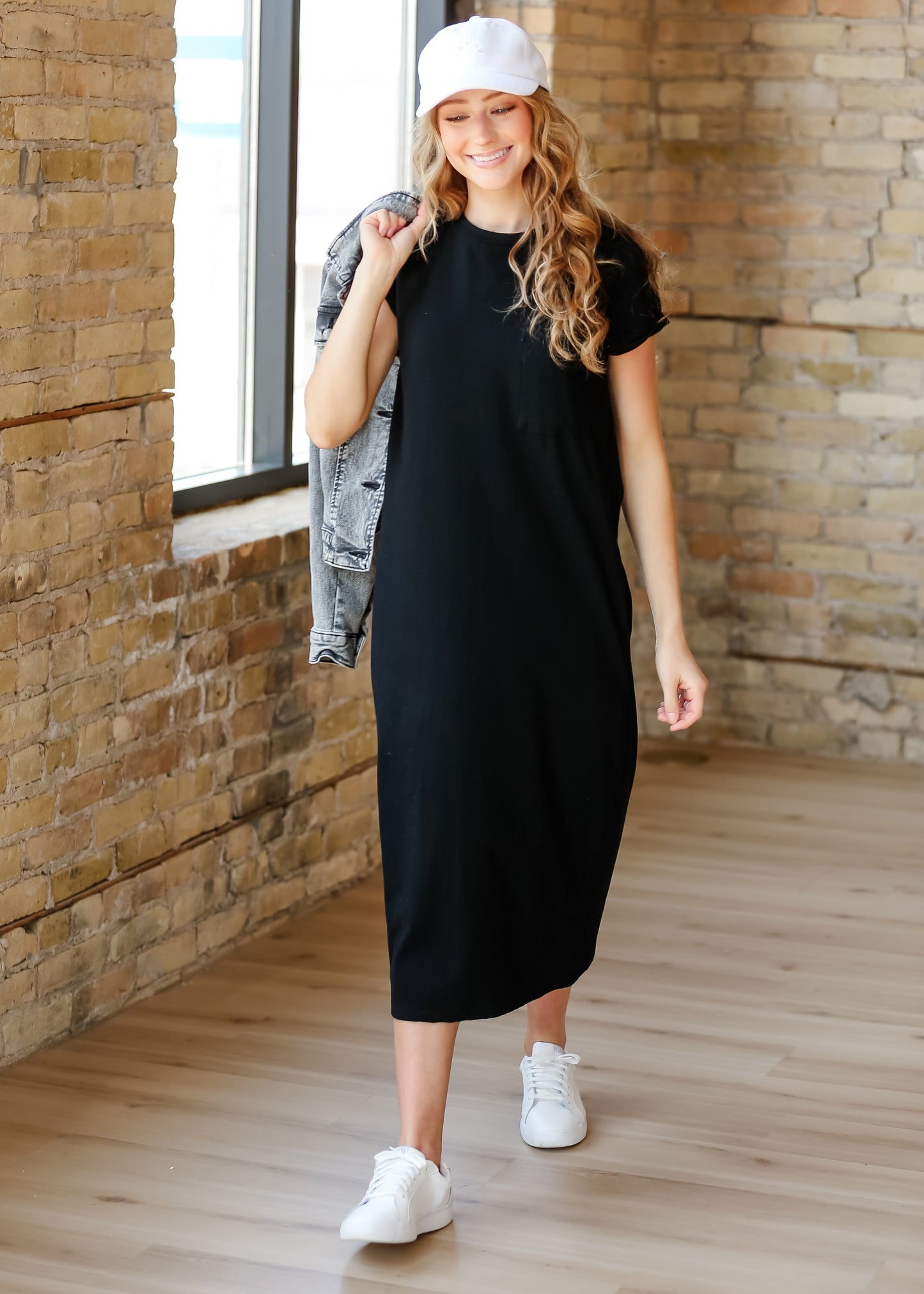 Finley T-shirt Midi Dress IC Dresses Black / XS