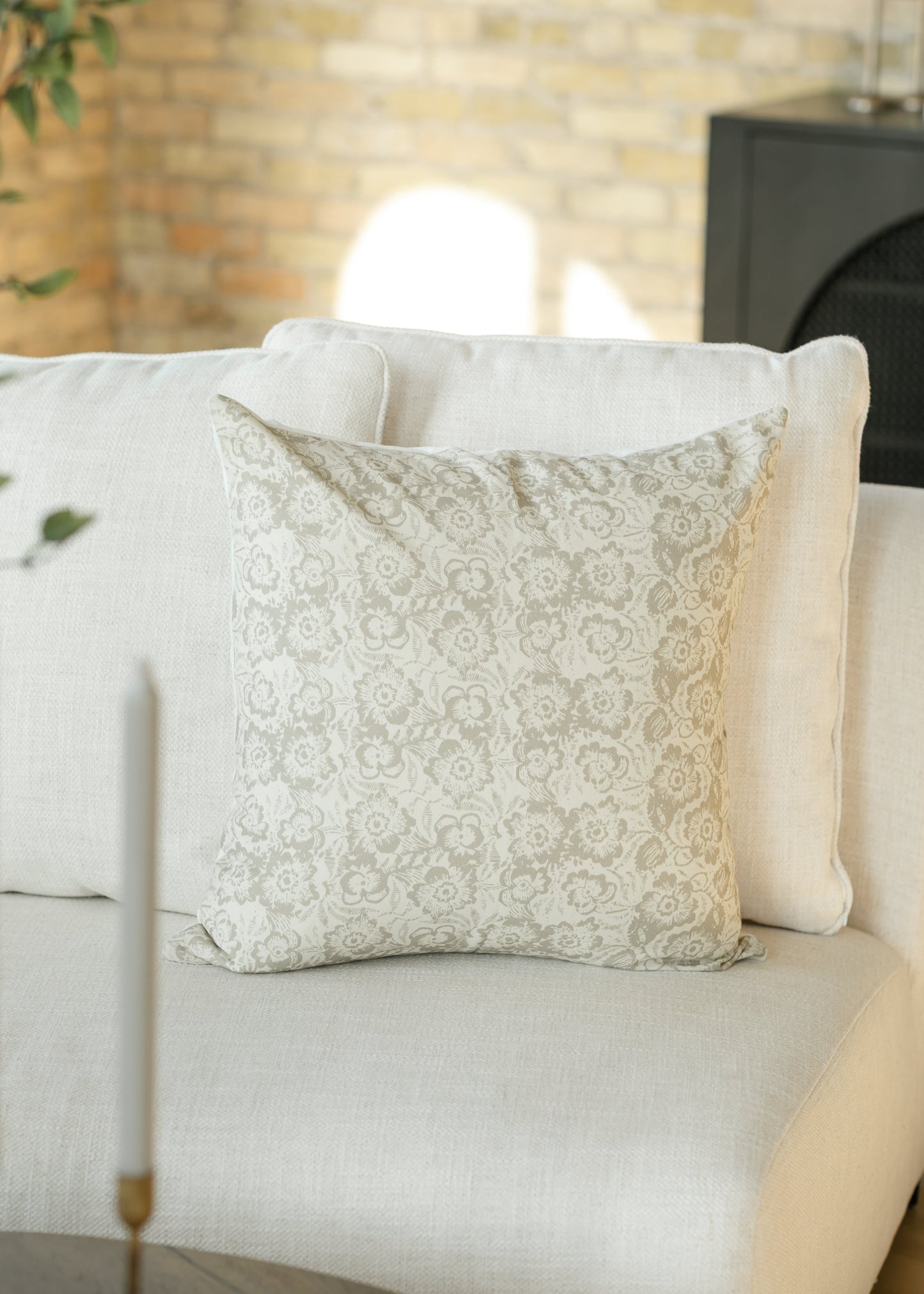 Flora Print Throw Pillowcase FF Home + Lifestyle