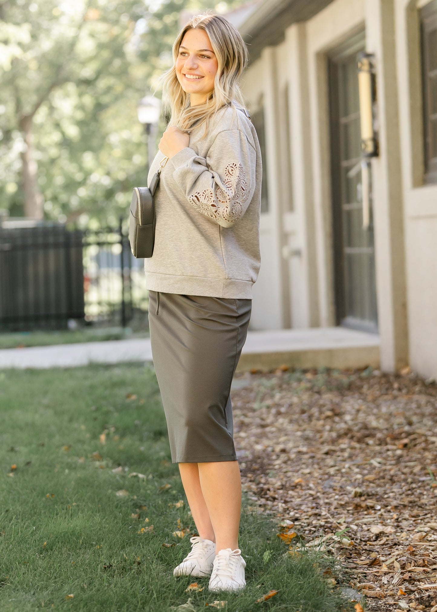 Floral Cutout Sleeve Sweatshirt FF Tops