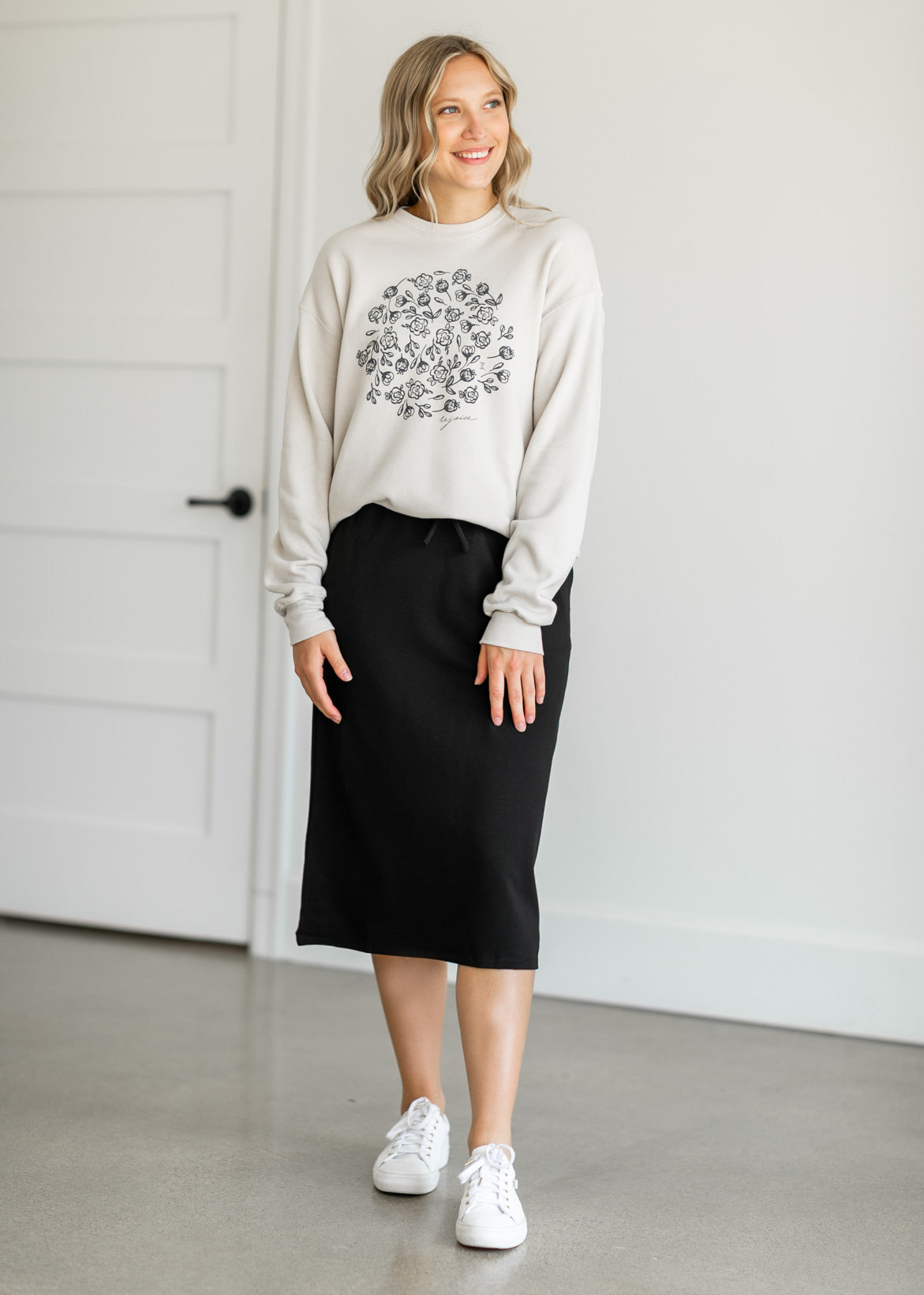 Floral Rejoice Crewneck Sweatshirt Tops