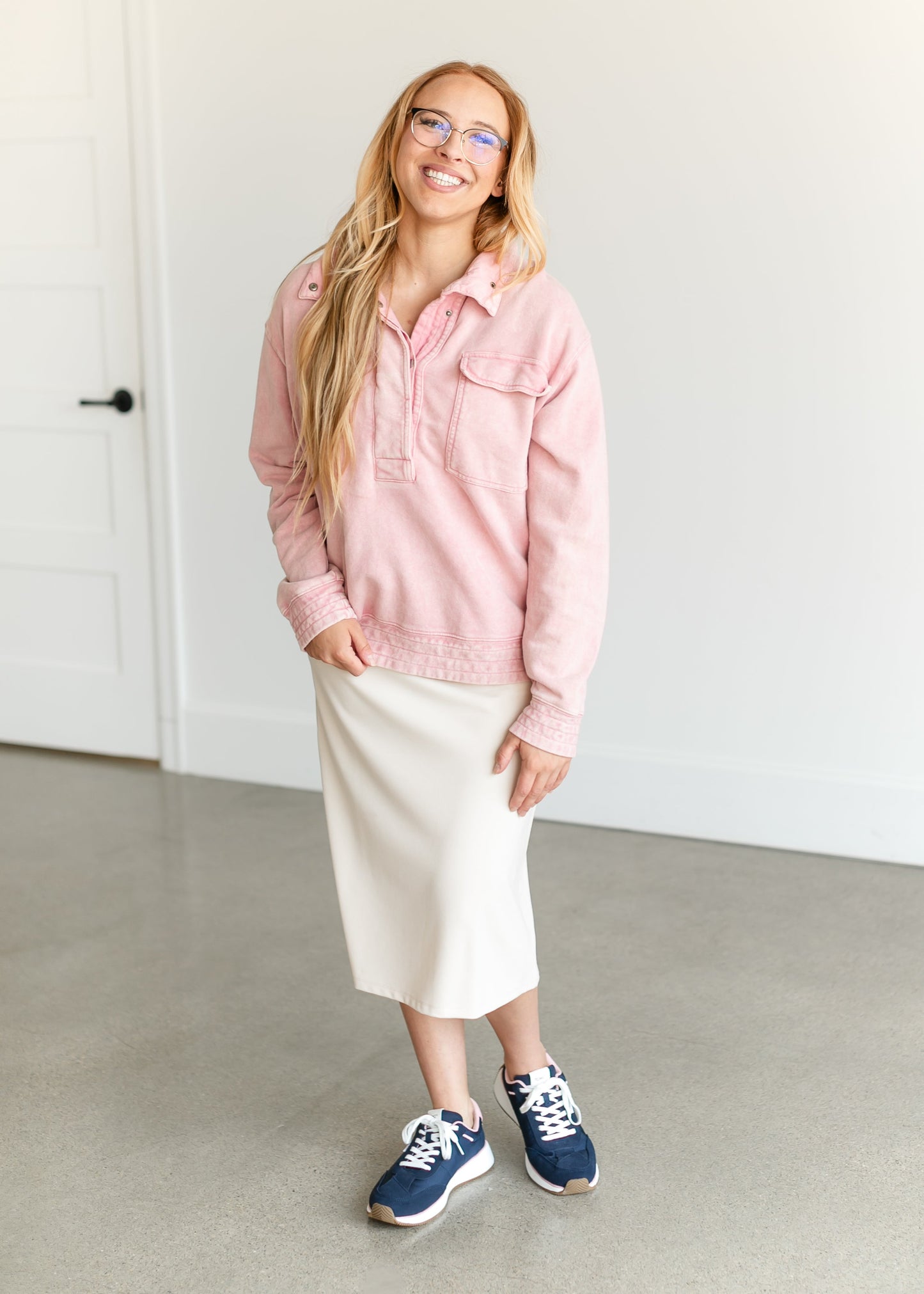 French Terry 1/4 Snap Acid Wash Top FF Tops