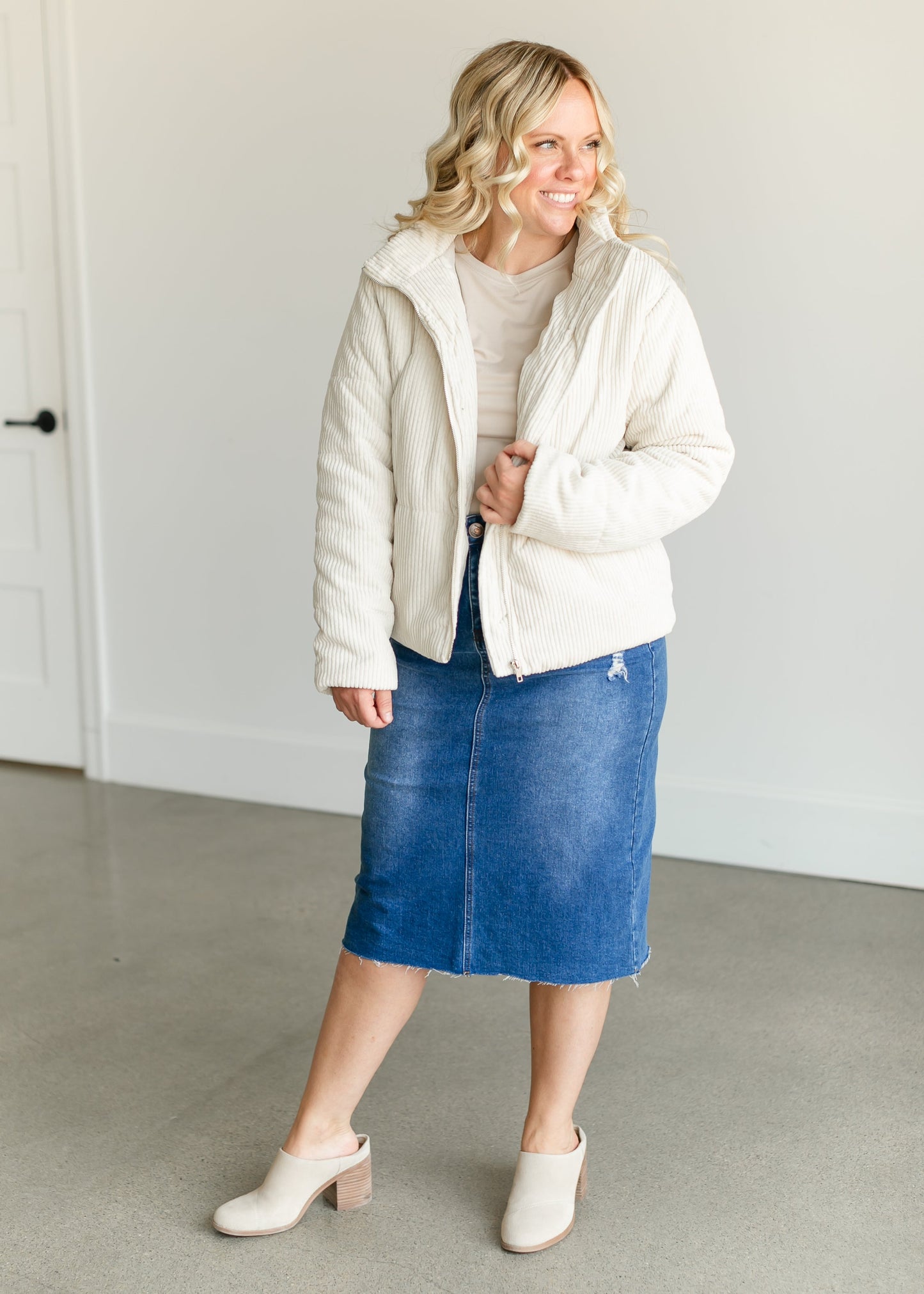 Full Zip Corduroy Puffer Jacket FF Tops