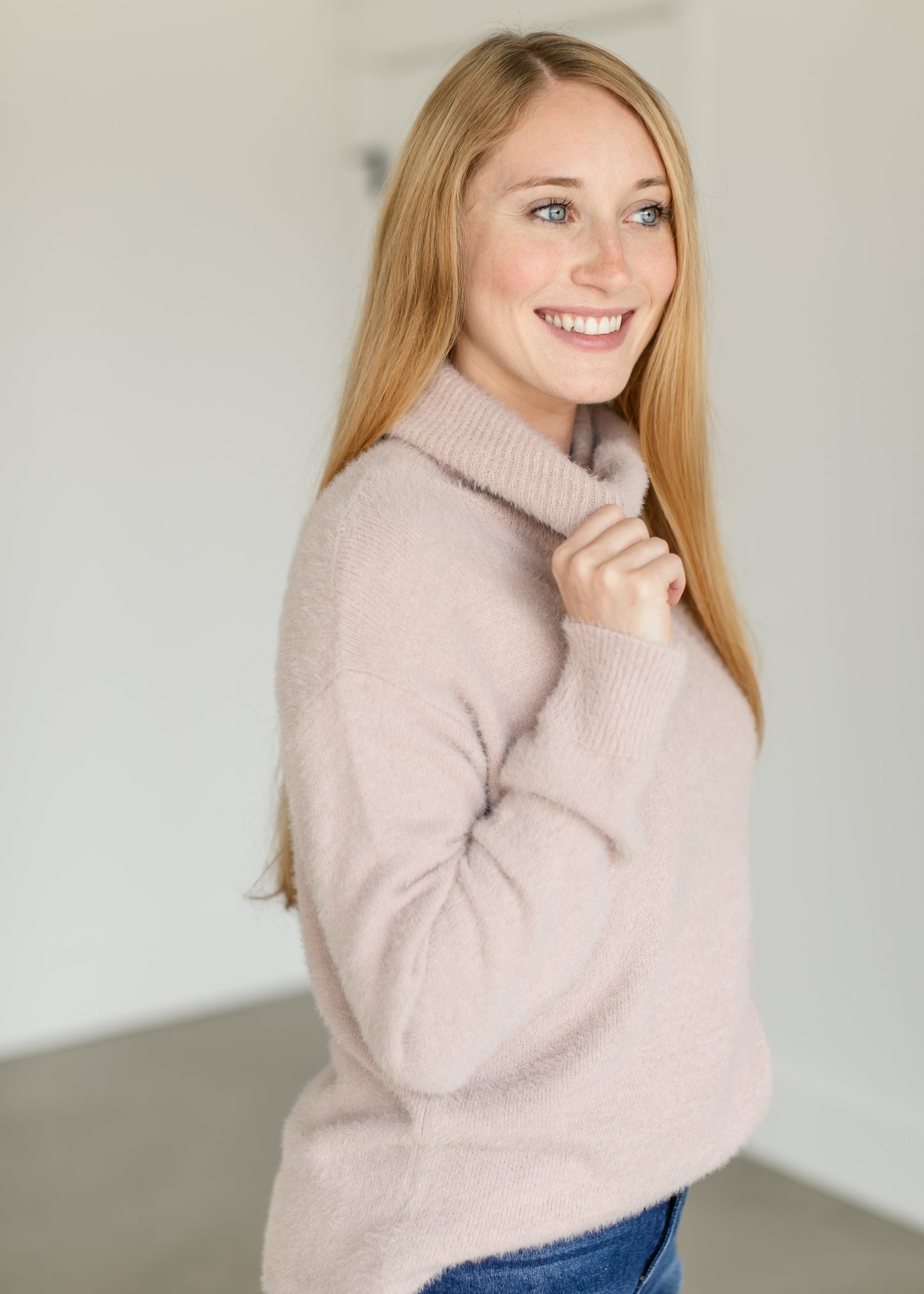 Fuzzy Turtleneck Pullover Sweater FF Tops