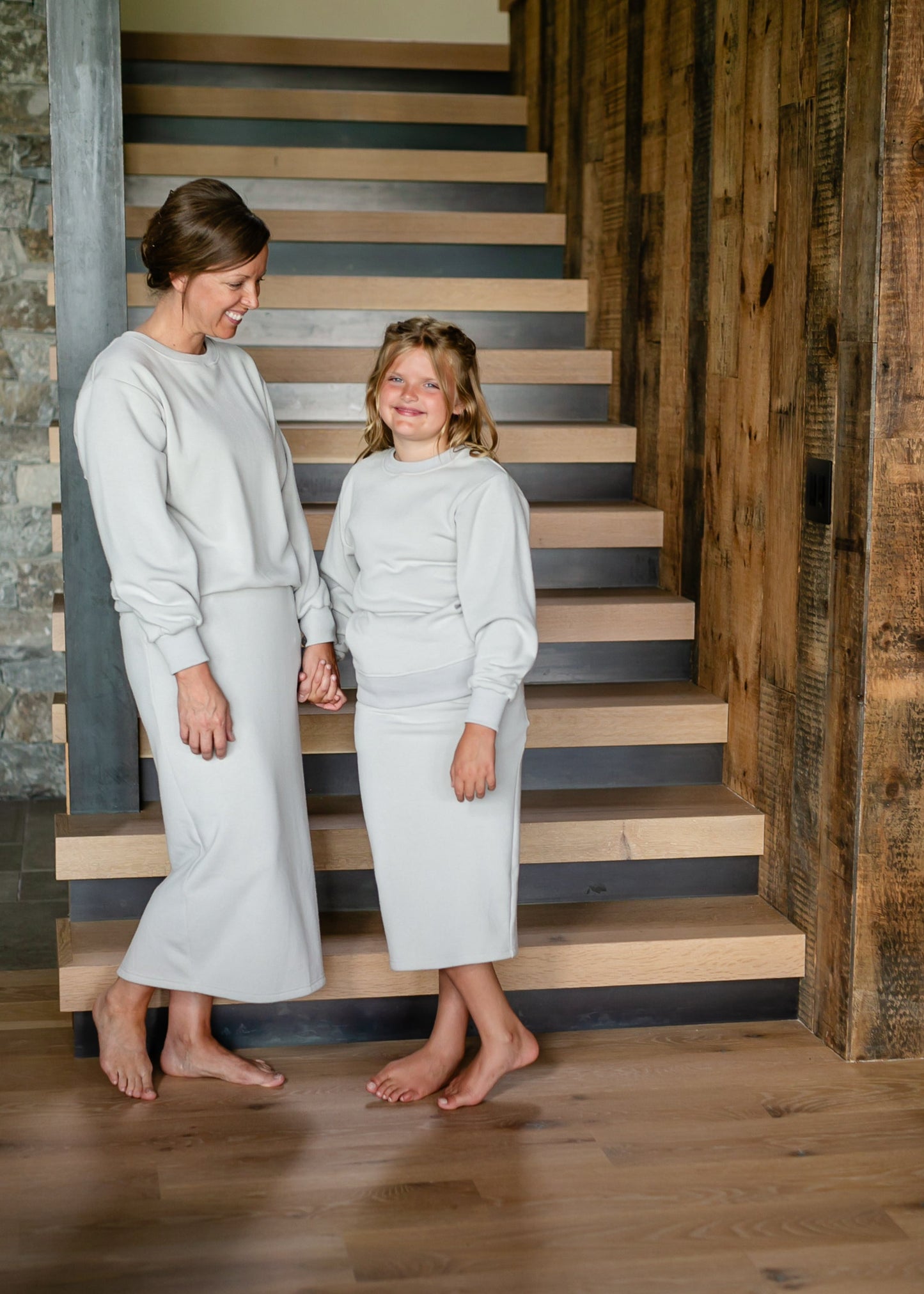 Girl's Essential Sweatshirt Set Skirt IC Girls