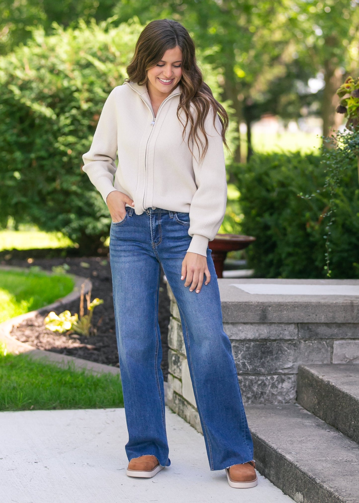 High Rise Clean Cut Raw Hem Wide Jeans FF Pants