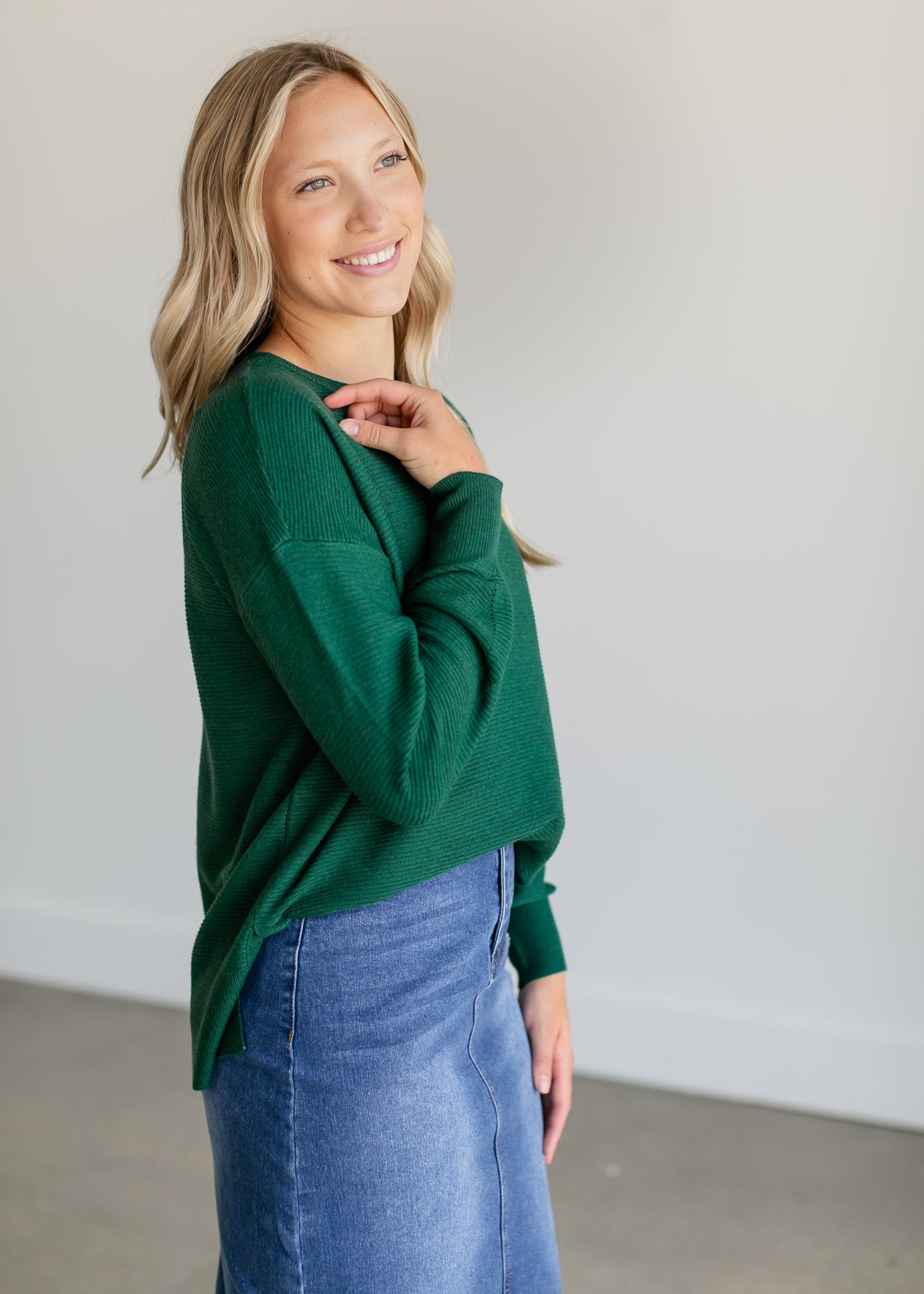 Horizontal Ribbed Crewneck Sweater FF Tops