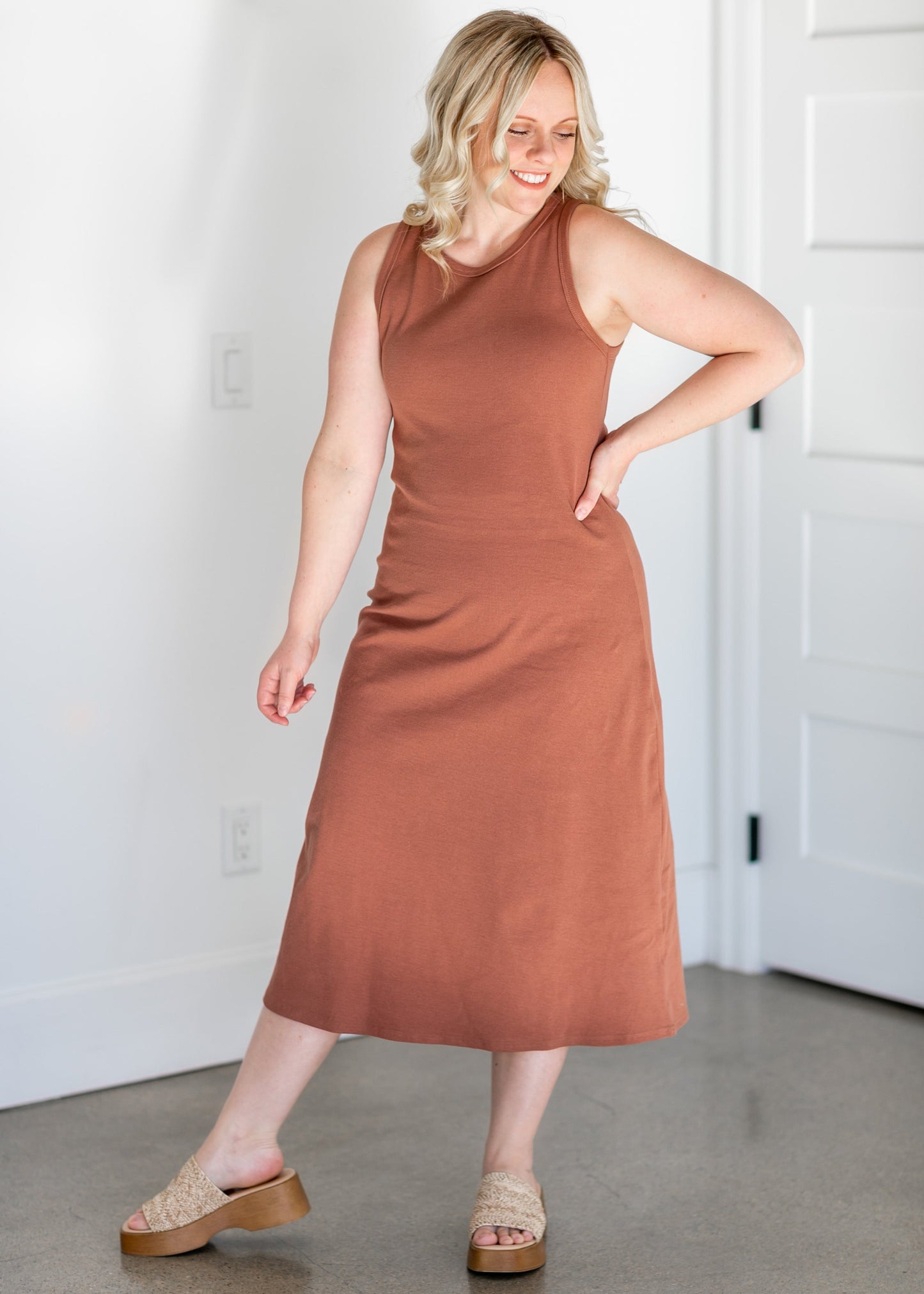 Ivette Sleeveless Ribbed Midi Dress Dresses