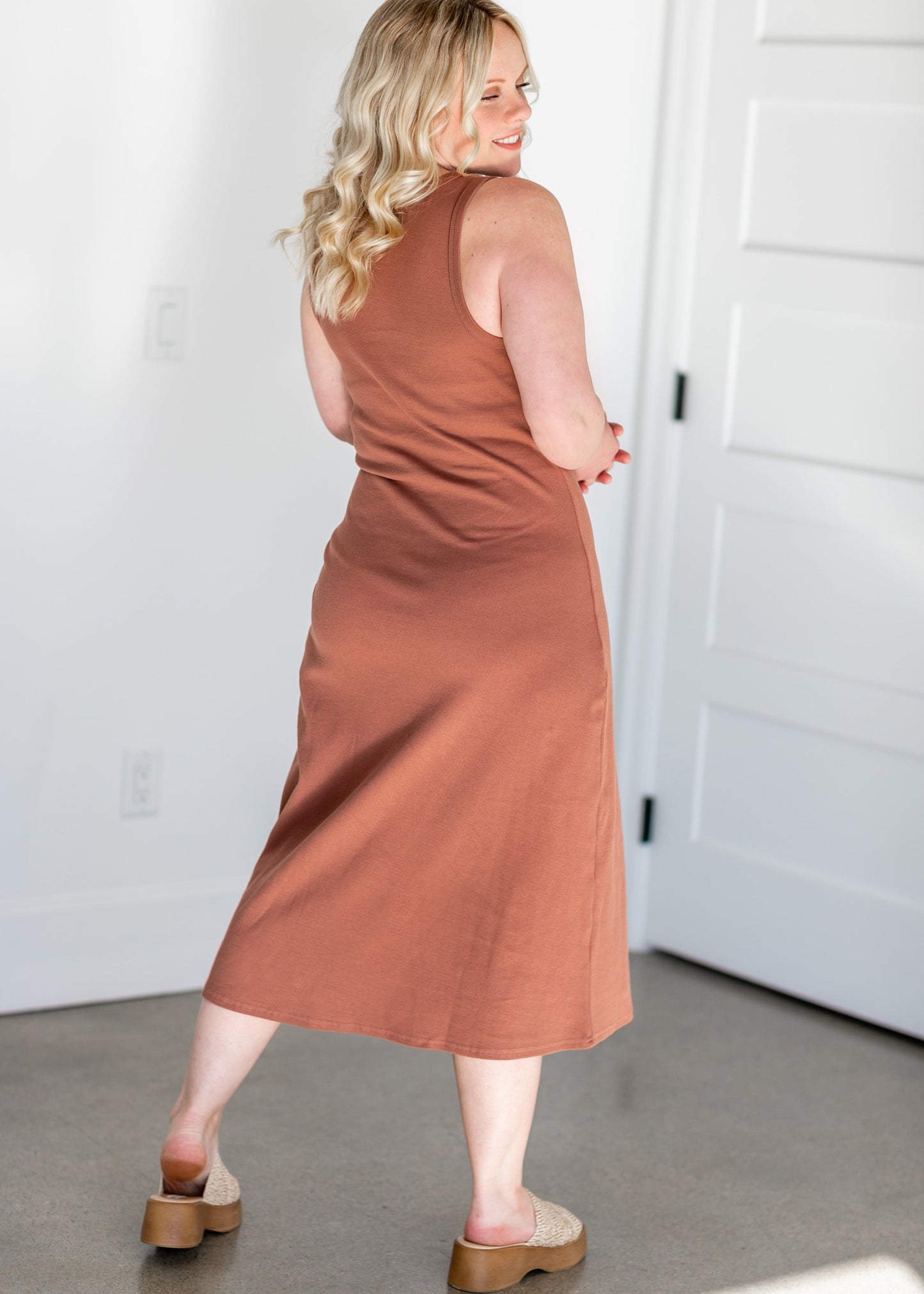 Ivette Sleeveless Ribbed Midi Dress Dresses
