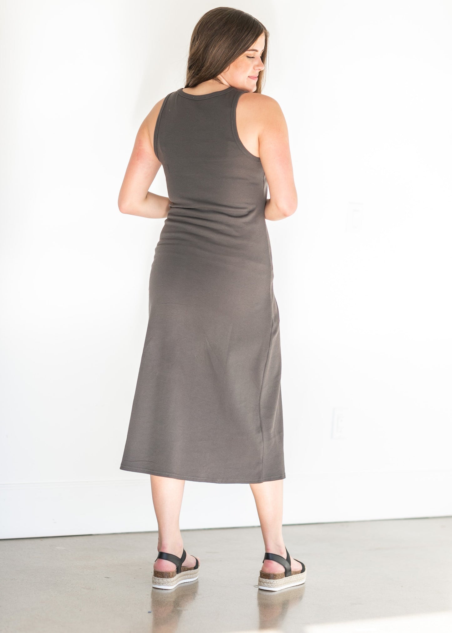 Ivette Sleeveless Ribbed Midi Dress Dresses