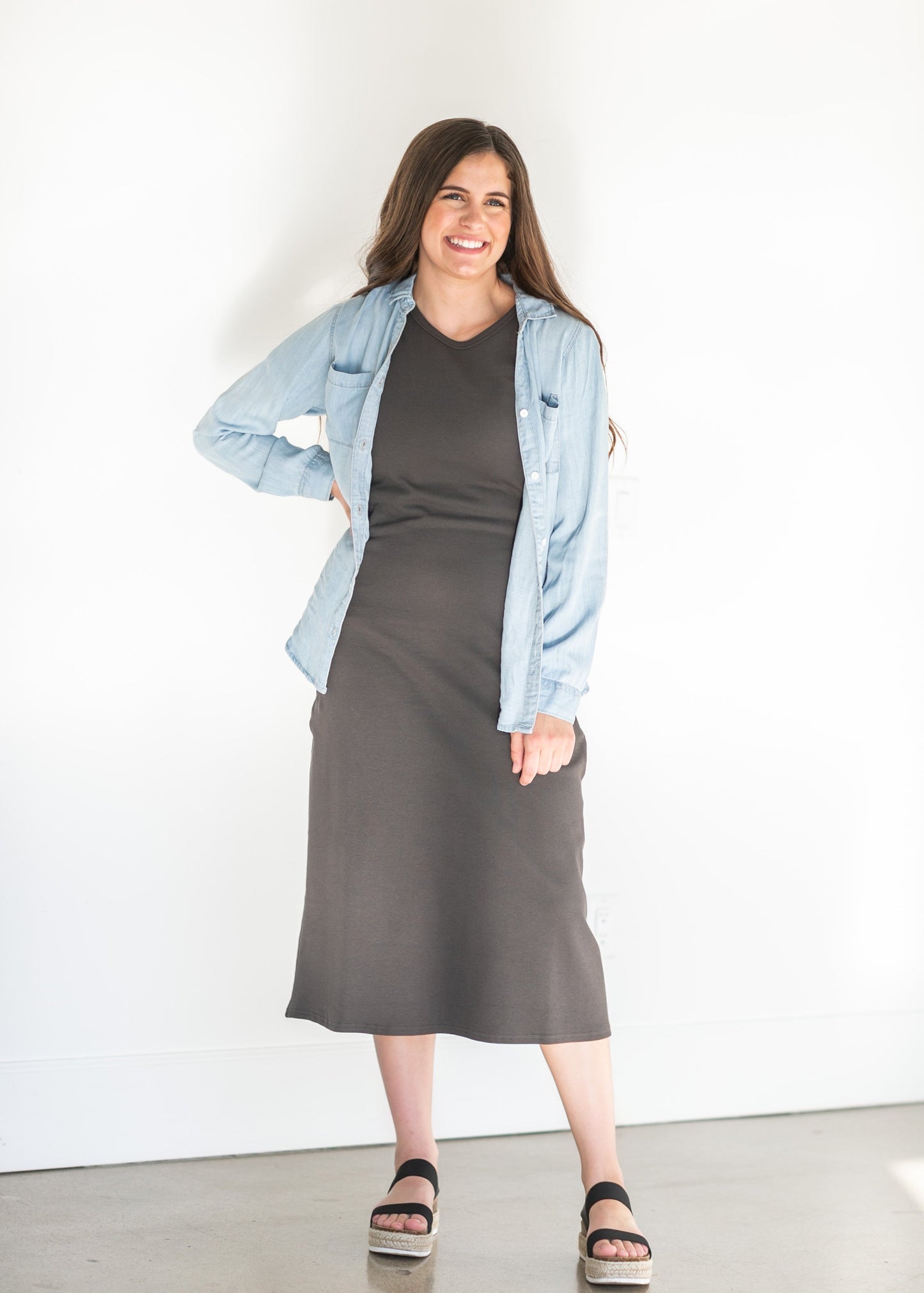 Ivette Sleeveless Ribbed Midi Dress Dresses Charcoal / S