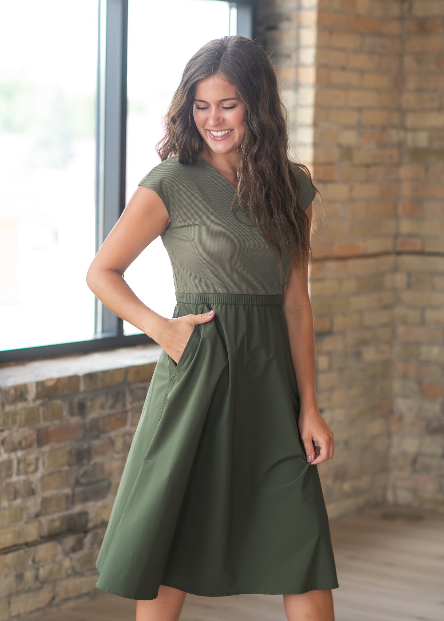 Kate Cap Sleeve Midi Dress IC Dresses