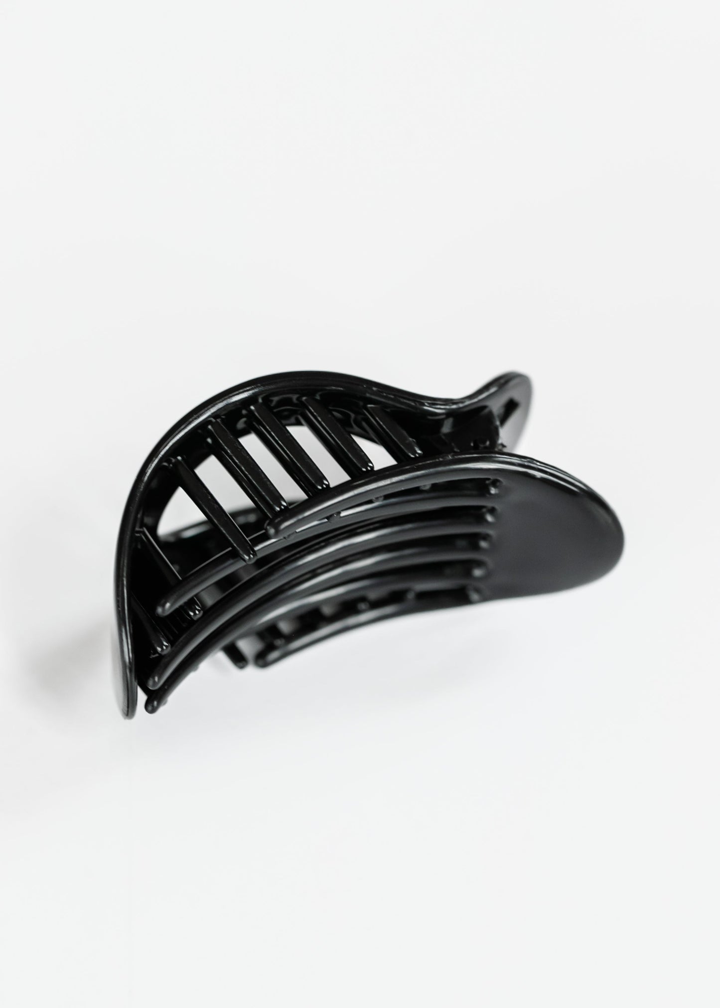 Kitsch™ Black Recycled Plastic Flat Cloud Clip Accessories