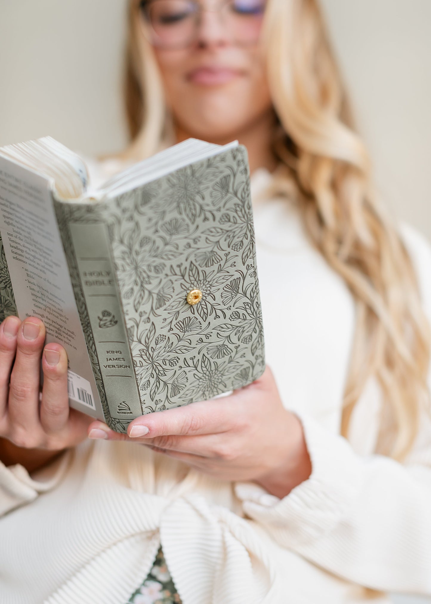 KJV Compact Bible Olive Petals Gifts