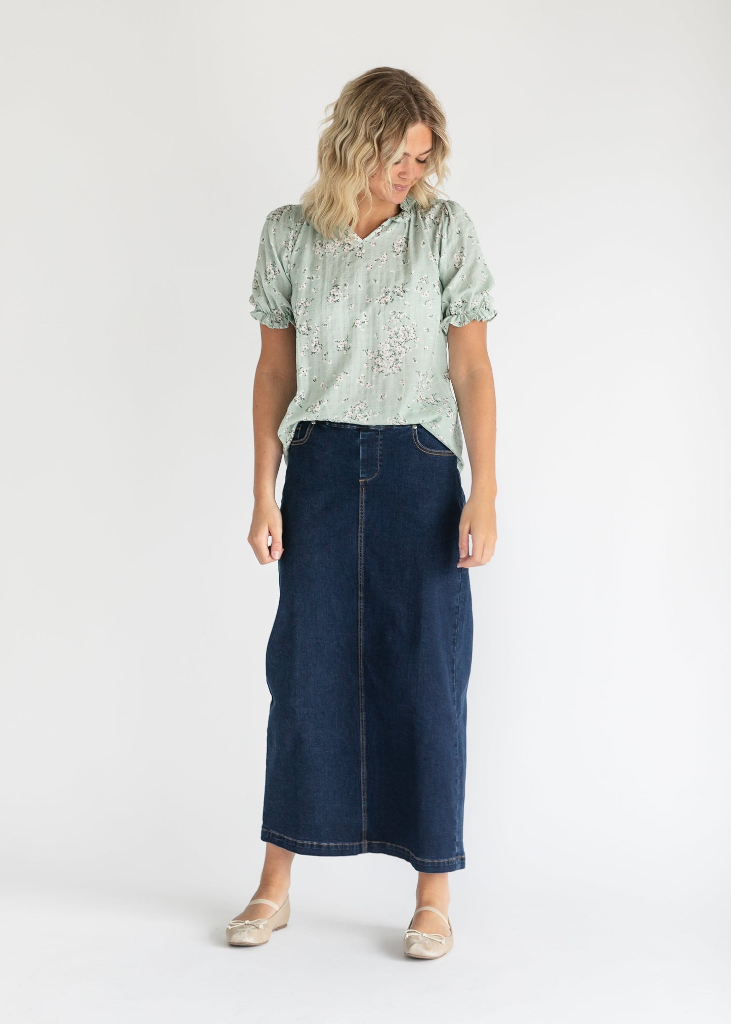 Laurel Floral V-neck Short Sleeve Top FF Tops