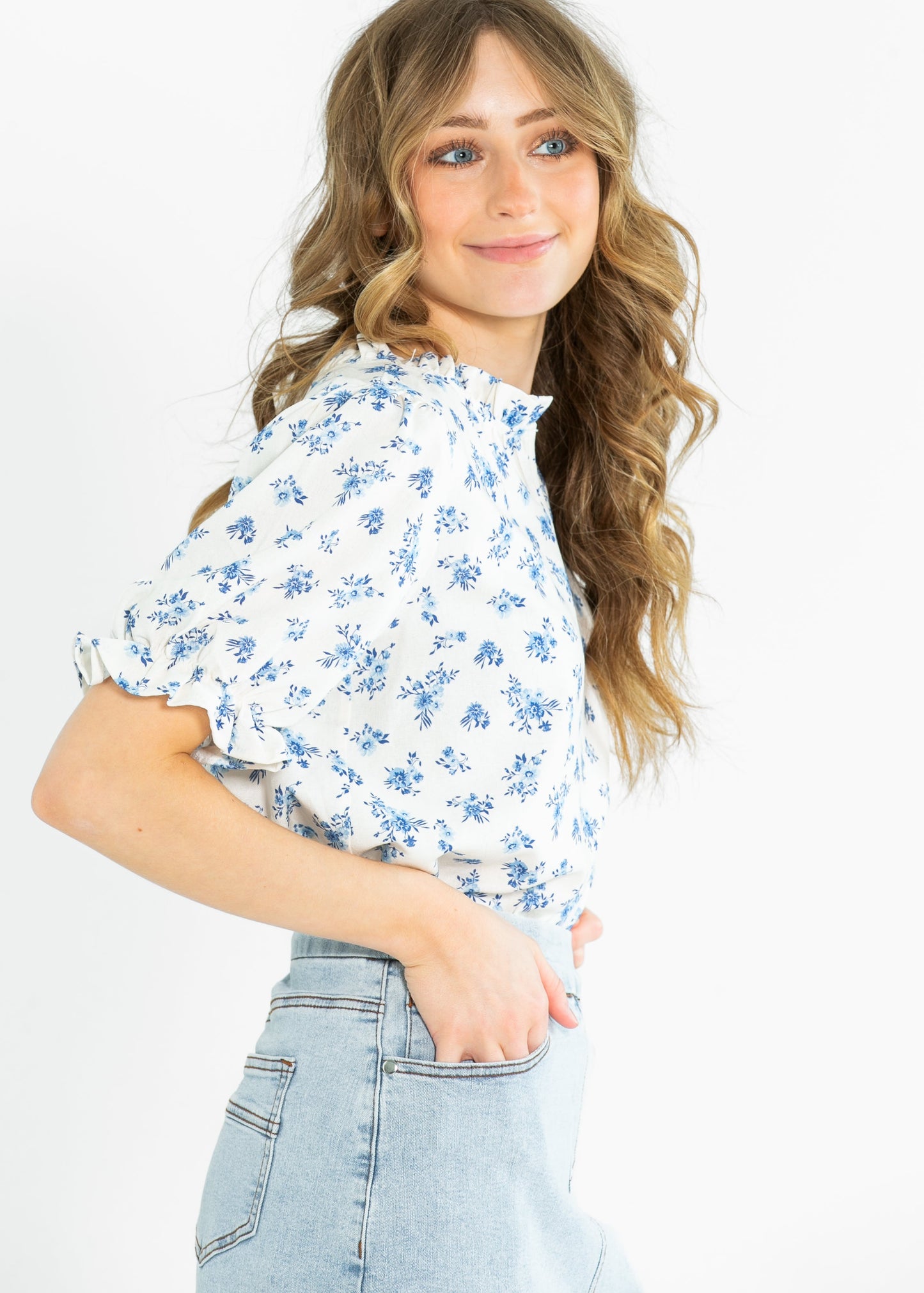 Laurel V-neck Floral Short Sleeve Top IC Tops