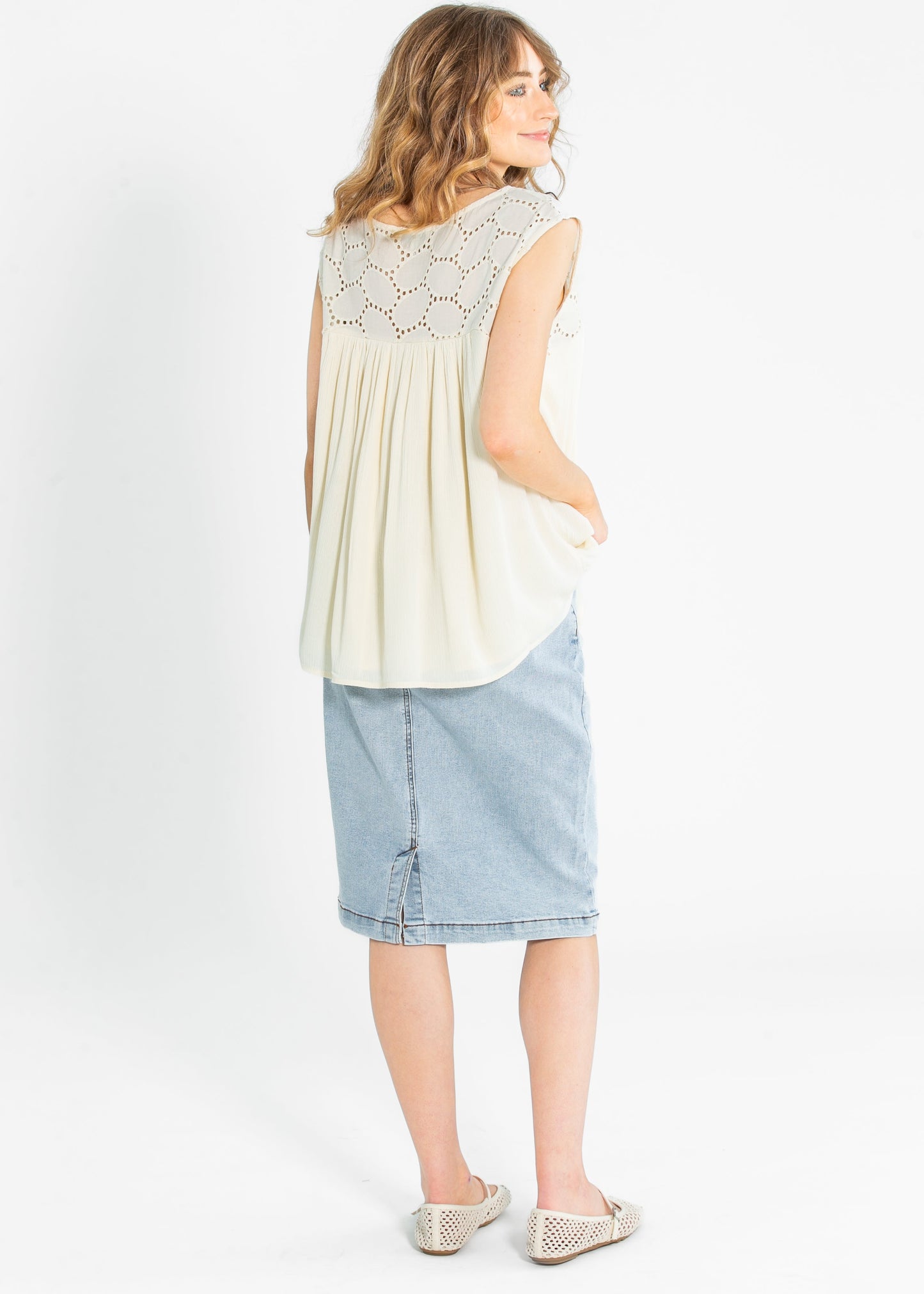 Liverpool Los Angeles® Cap Sleeve Dolman Boat Neck Woven Top FF Tops