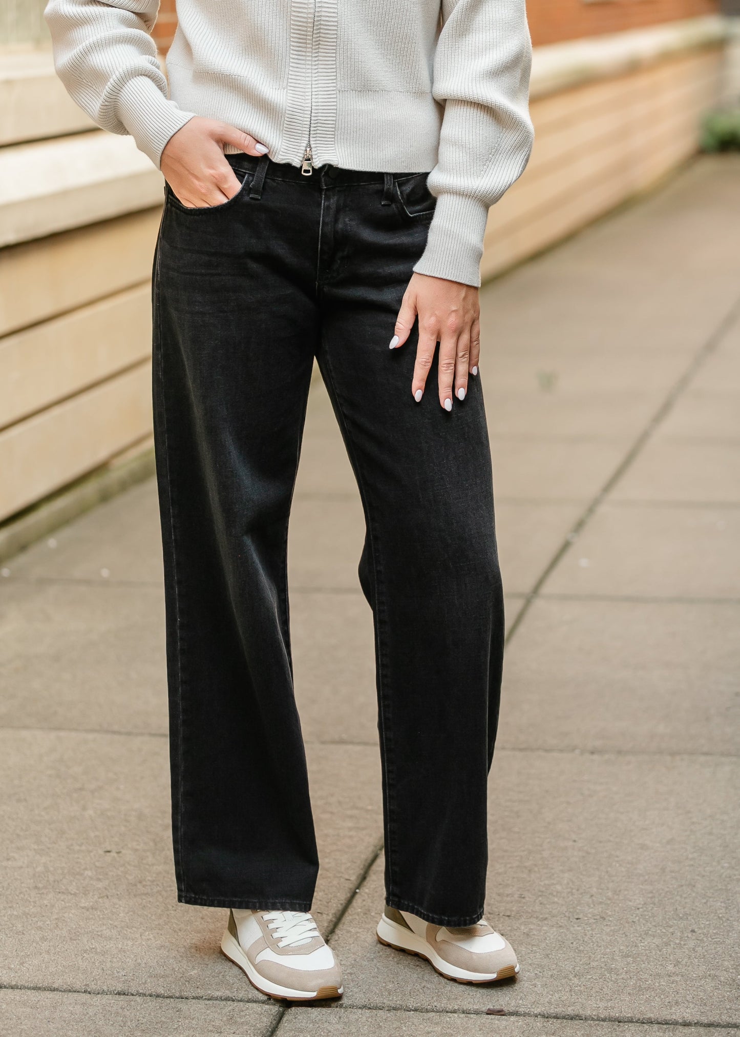 Low Rise Slouch Jeans FF Pants