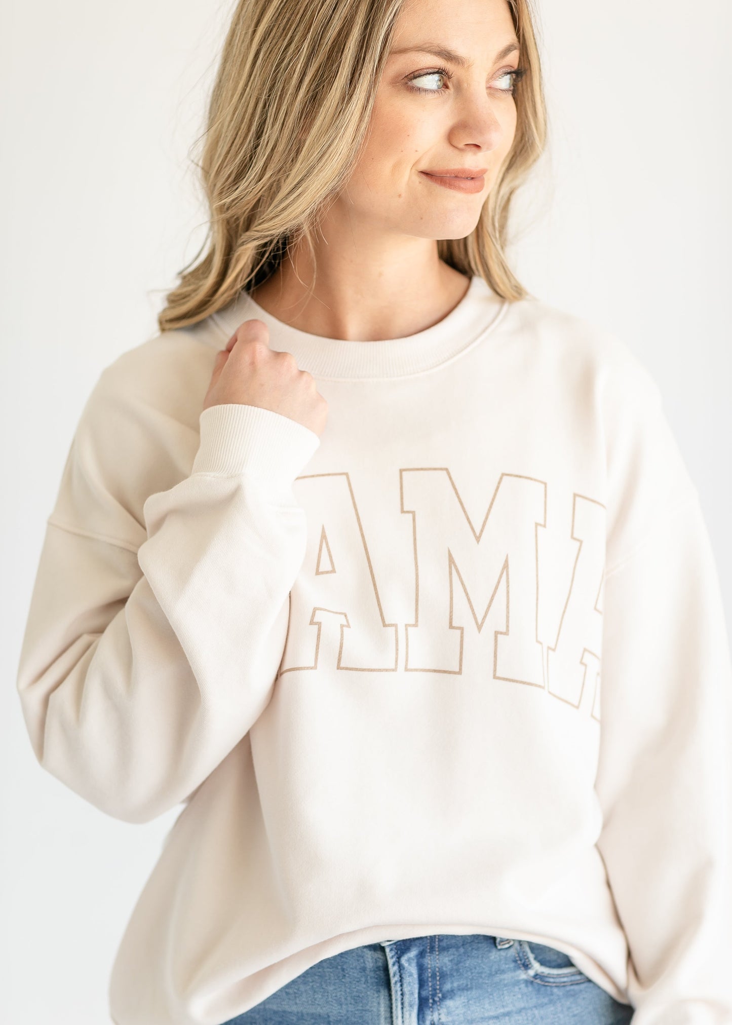 Mama Graphic Crewneck Sweatshirt FF Tops