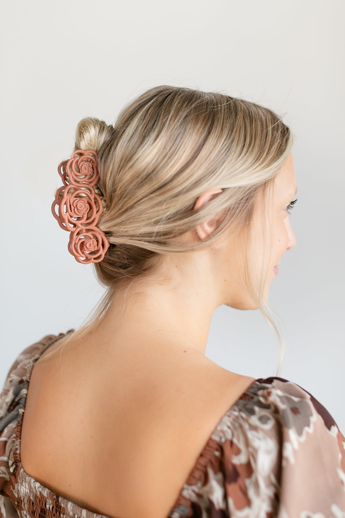 Medium Size Claw Clips Accessories Rose