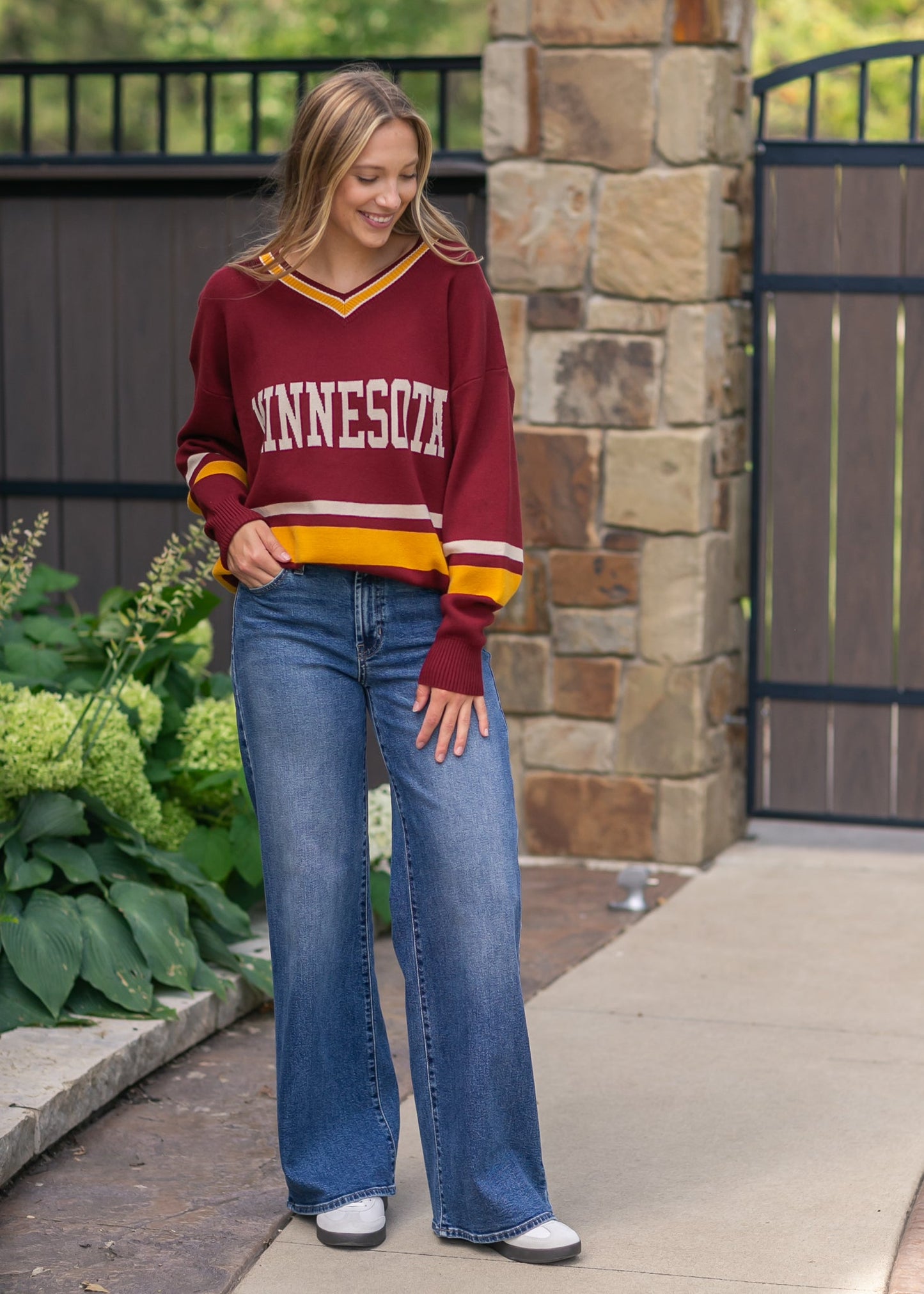 Minnesota Logo V-neck Sweater FF Tops