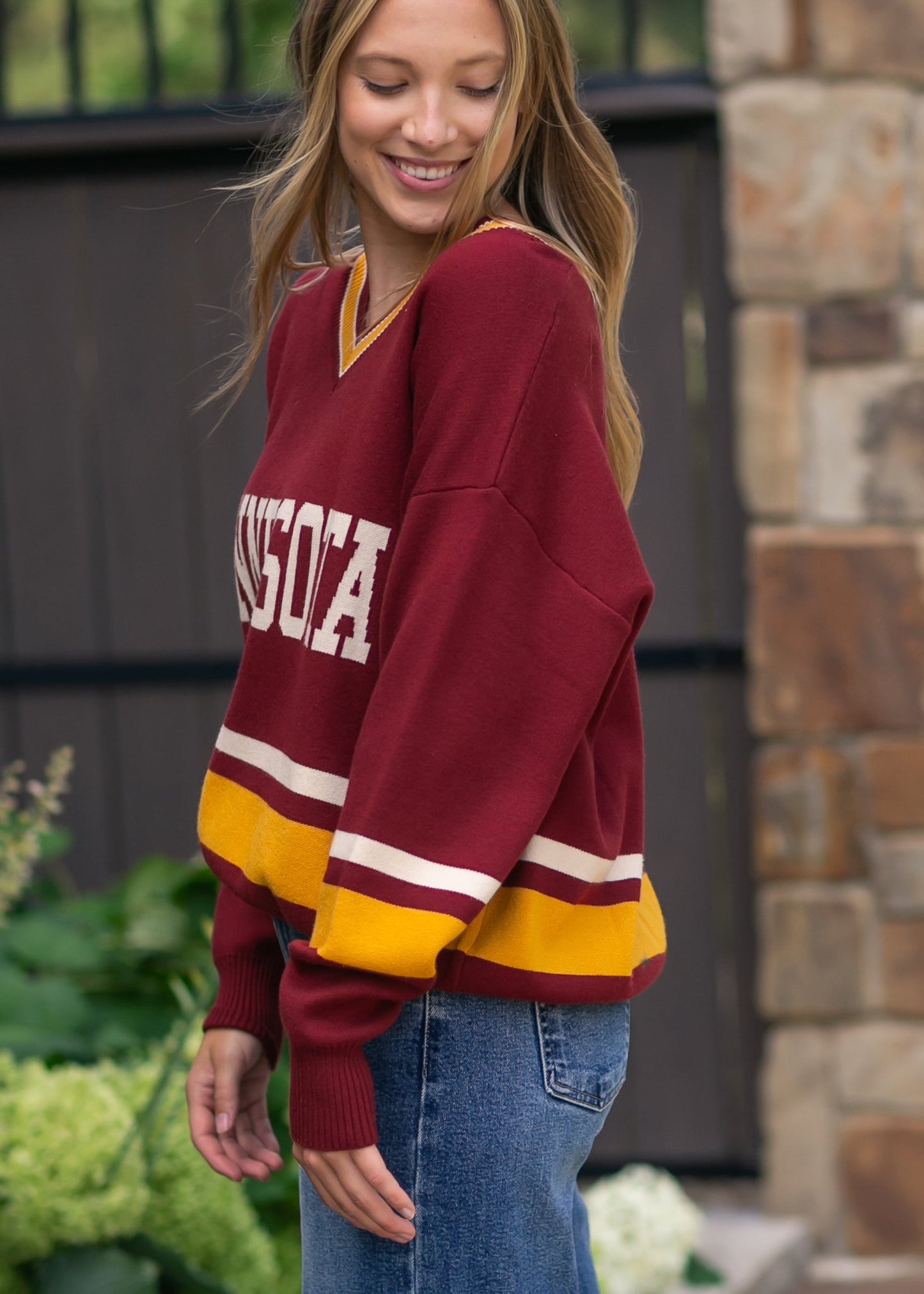 Minnesota Logo V-neck Sweater FF Tops