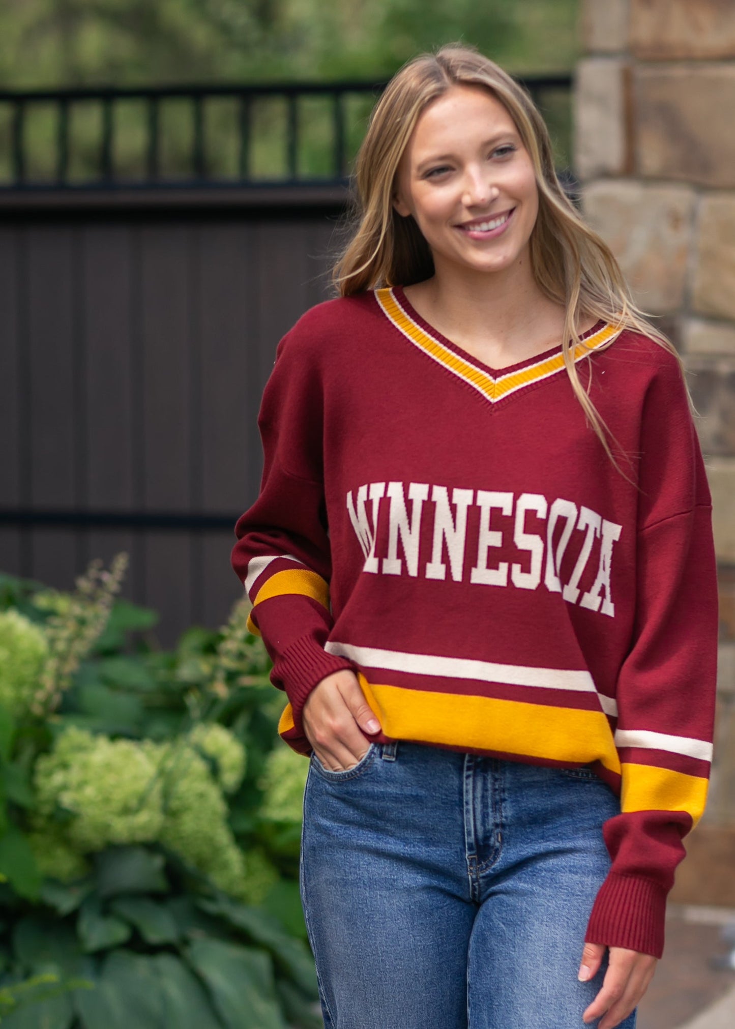 Minnesota Logo V-neck Sweater FF Tops