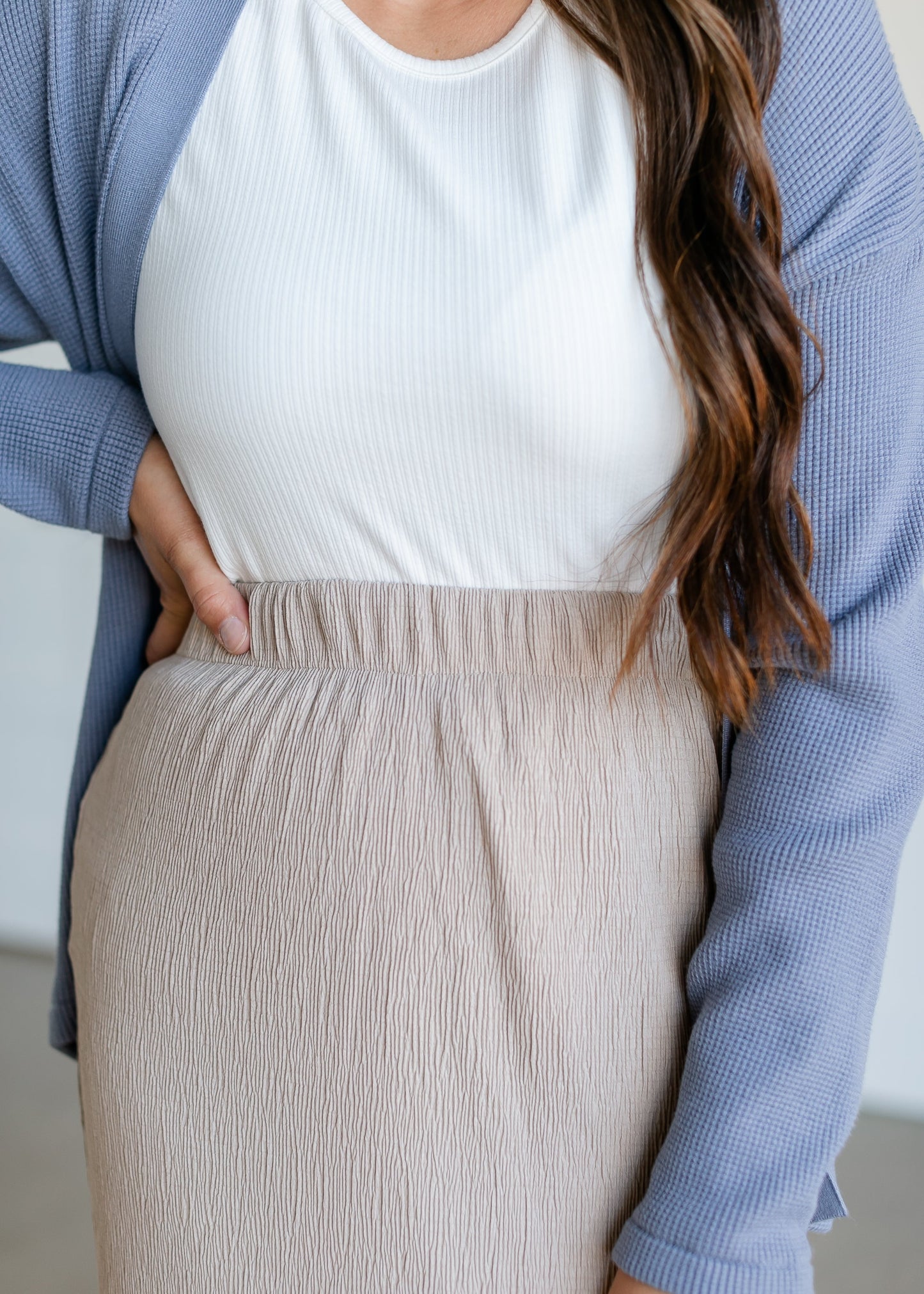 Novi Crinkle Pull On Midi Skirt FF Skirts