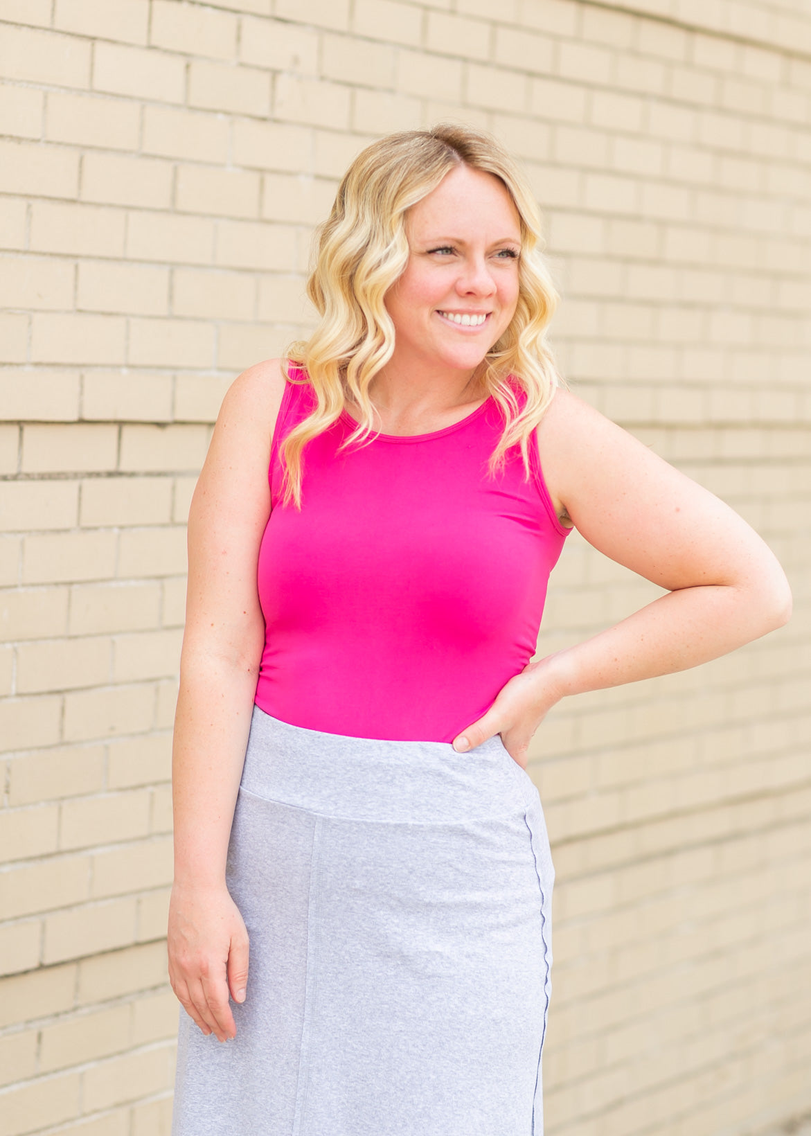 Scoop Neck Seamless Layering Tank Top Tops Hot Pink / S/M