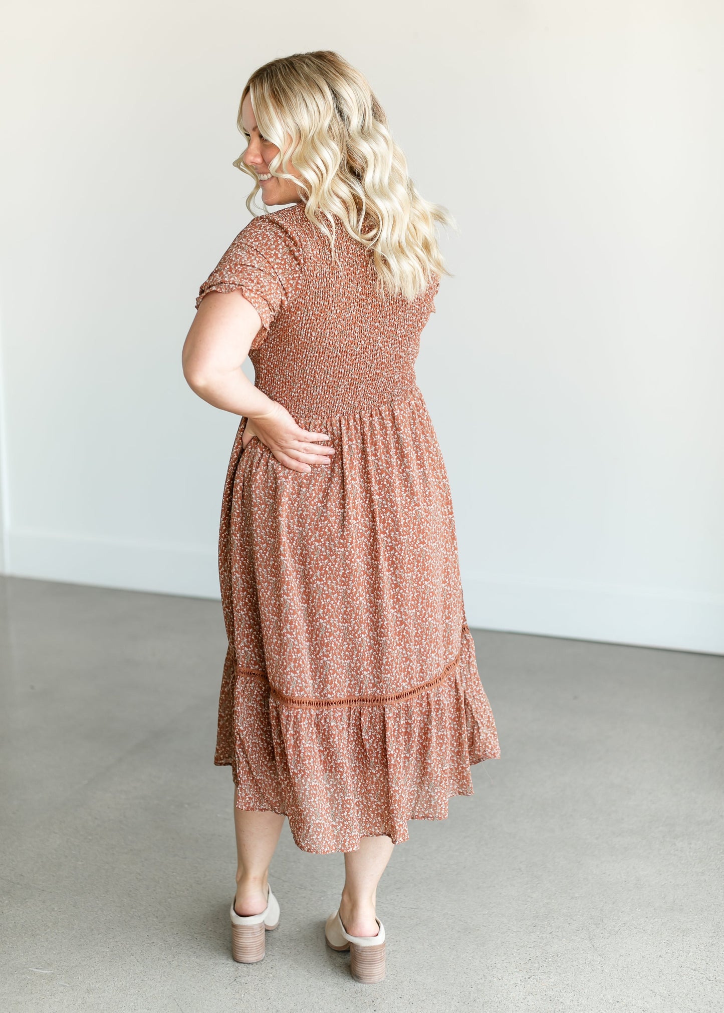 Short Sleeve Floral Smocked Midi Dress FF Dresses