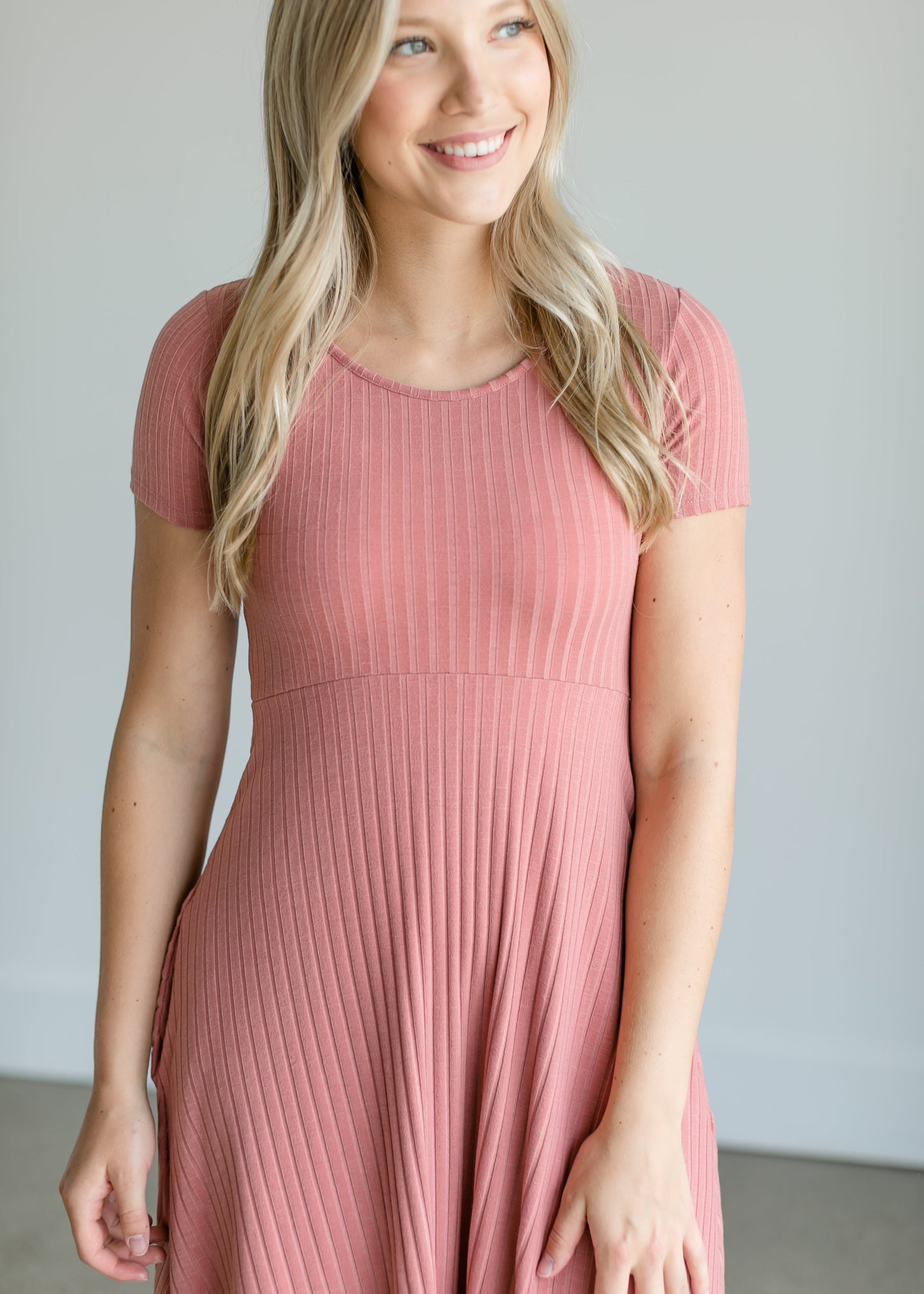 Short Sleeve Ribbed A-Line Midi Dress Dresses
