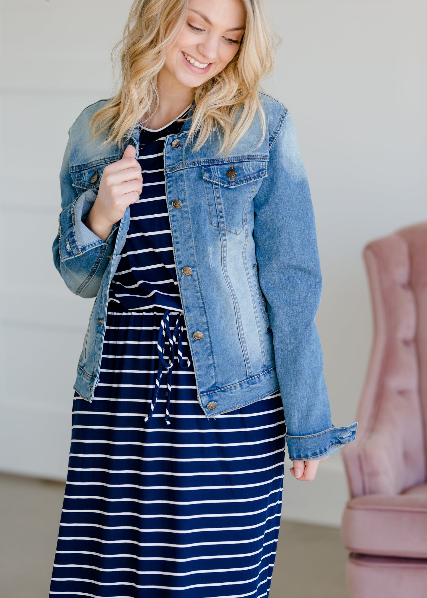 Short Sleeve Stretch Midi Dress Dresses