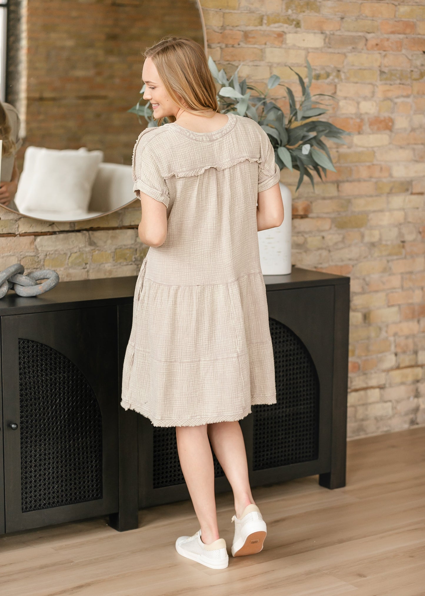 Short Sleeve V-neck Cotton Midi Dress FF Dresses
