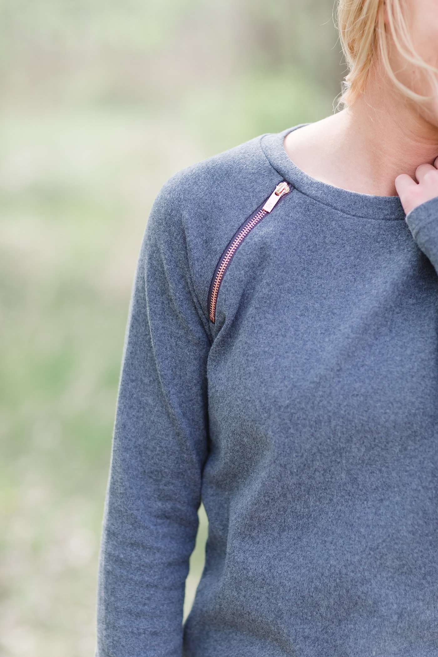 Side Zip Detail Top Tops