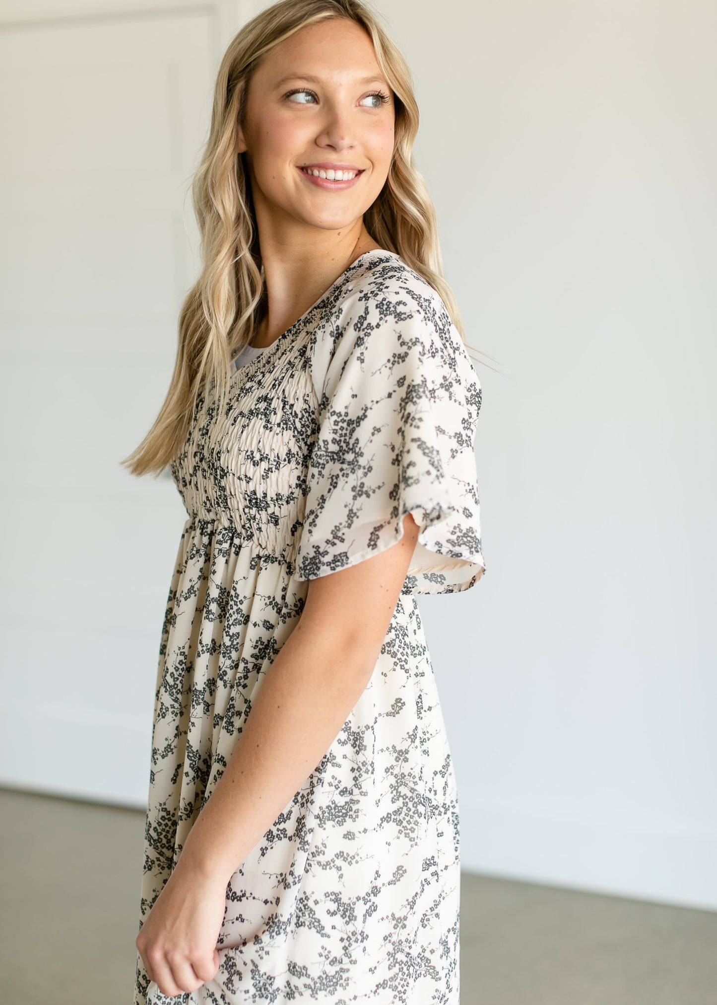 Smocked V-neck Floral Midi Dress FF Dresses