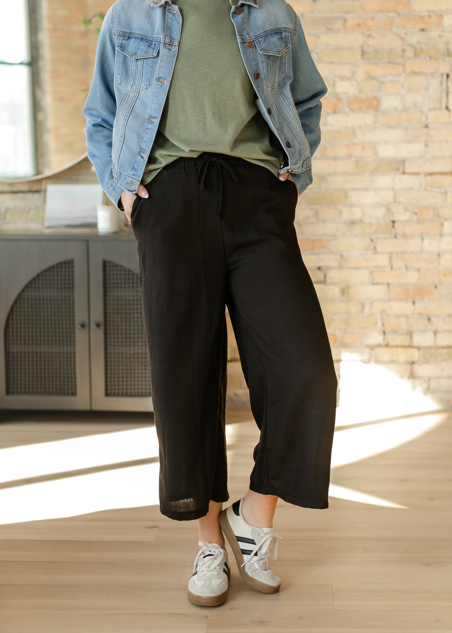 Smocked Waist Linen Feel Culottes FF Skirts Black / S