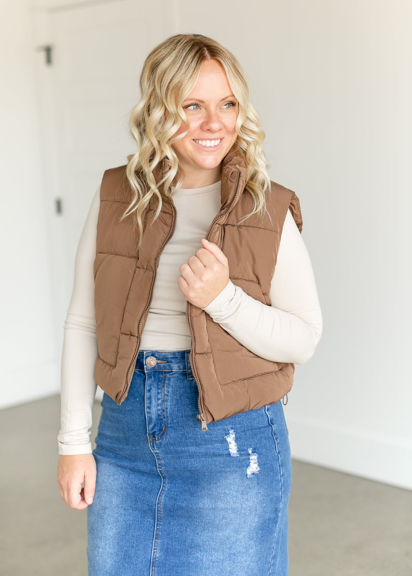 Zip Front Cropped Puffer Vest FF Tops