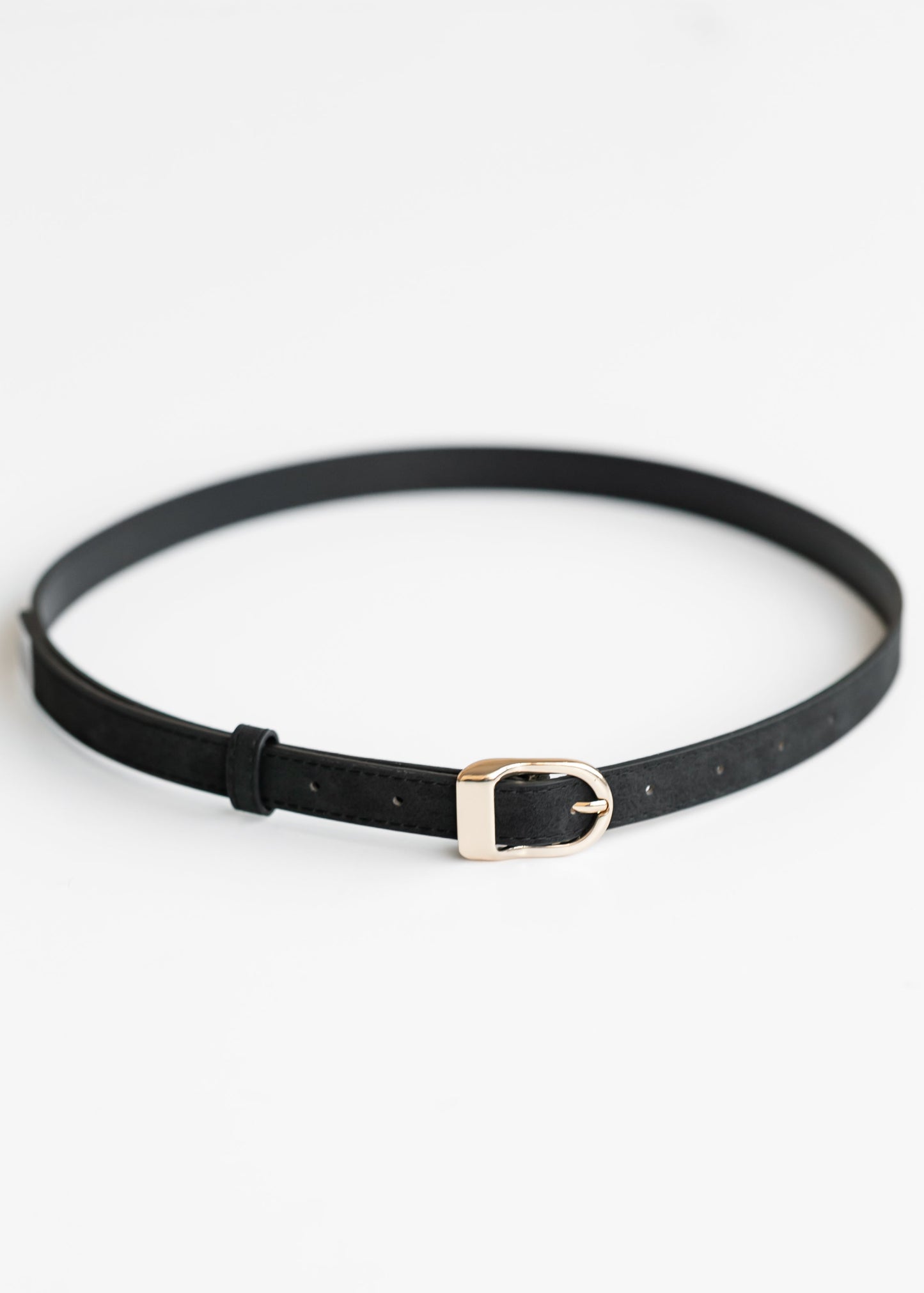 The Essential Skinny Belt Accessory