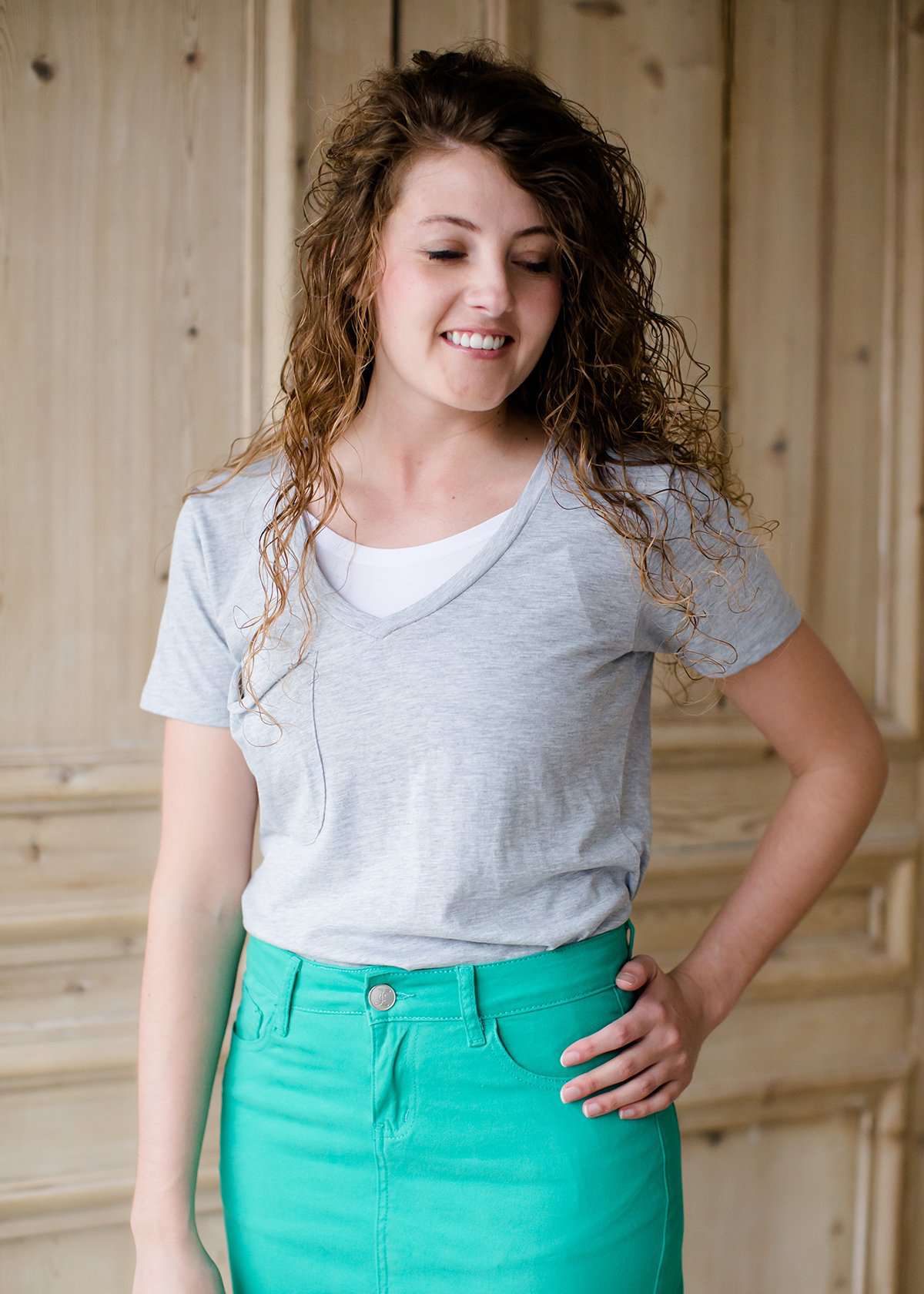 V-Neck Pocket Tee - FINAL SALE Tops Gray / S