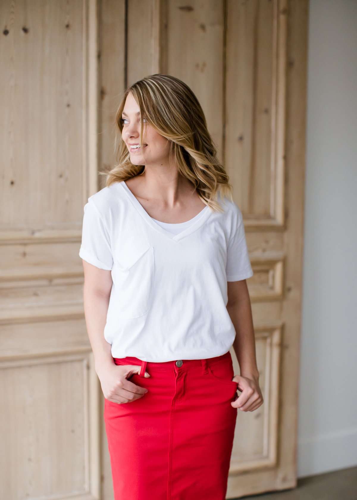 V-Neck Pocket Tee - FINAL SALE Tops White / S
