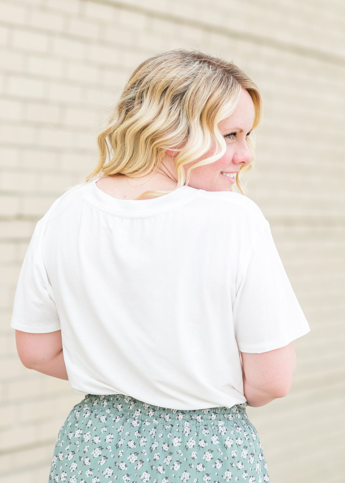 V-Neck Short Sleeve Top Tops